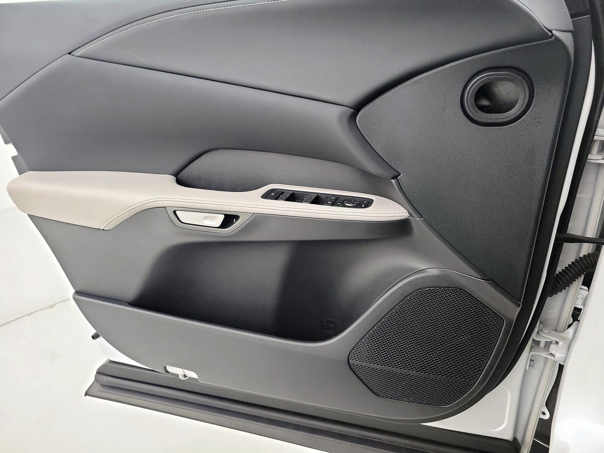 Thumbnail: 2023 Lexus RX - 12