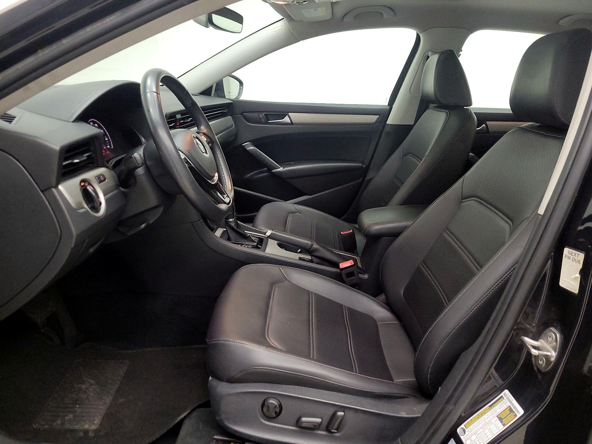 Thumbnail: 2021 Volkswagen Passat - 11