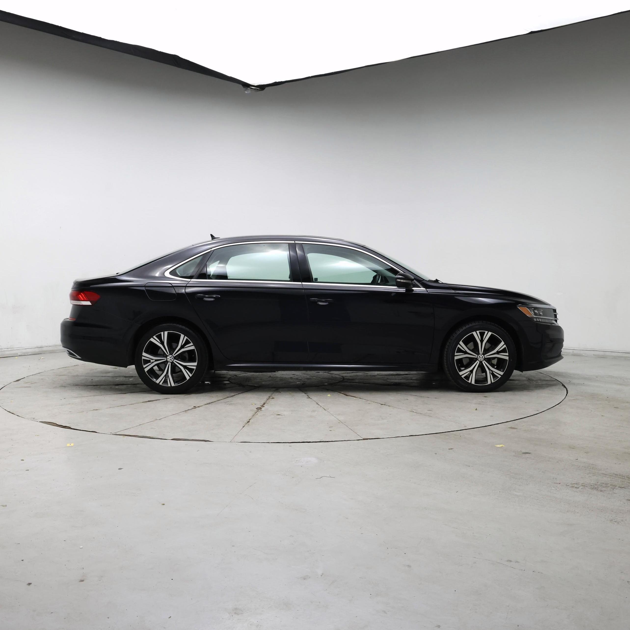 Thumbnail: 2021 Volkswagen Passat - 7