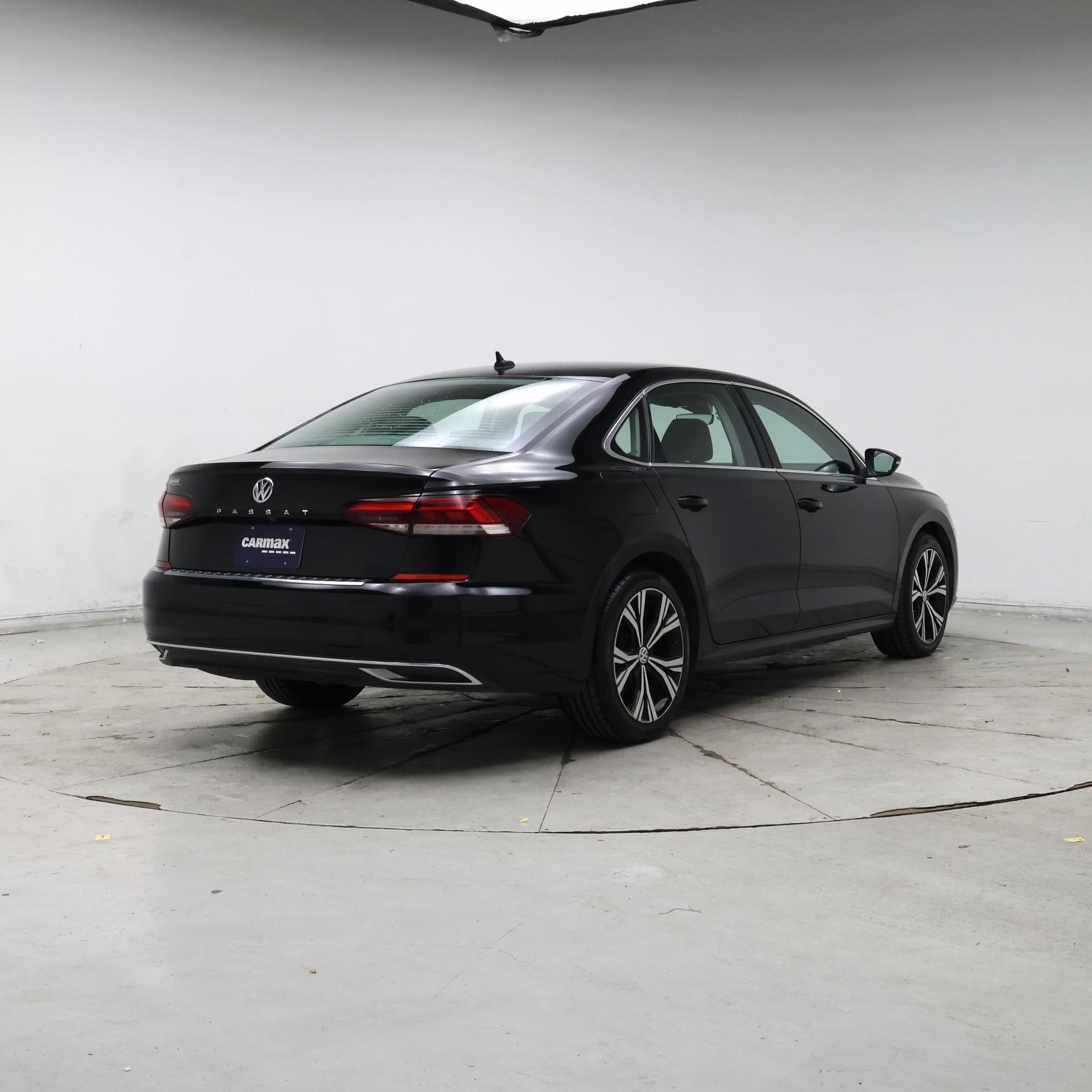 Thumbnail: 2021 Volkswagen Passat - 8