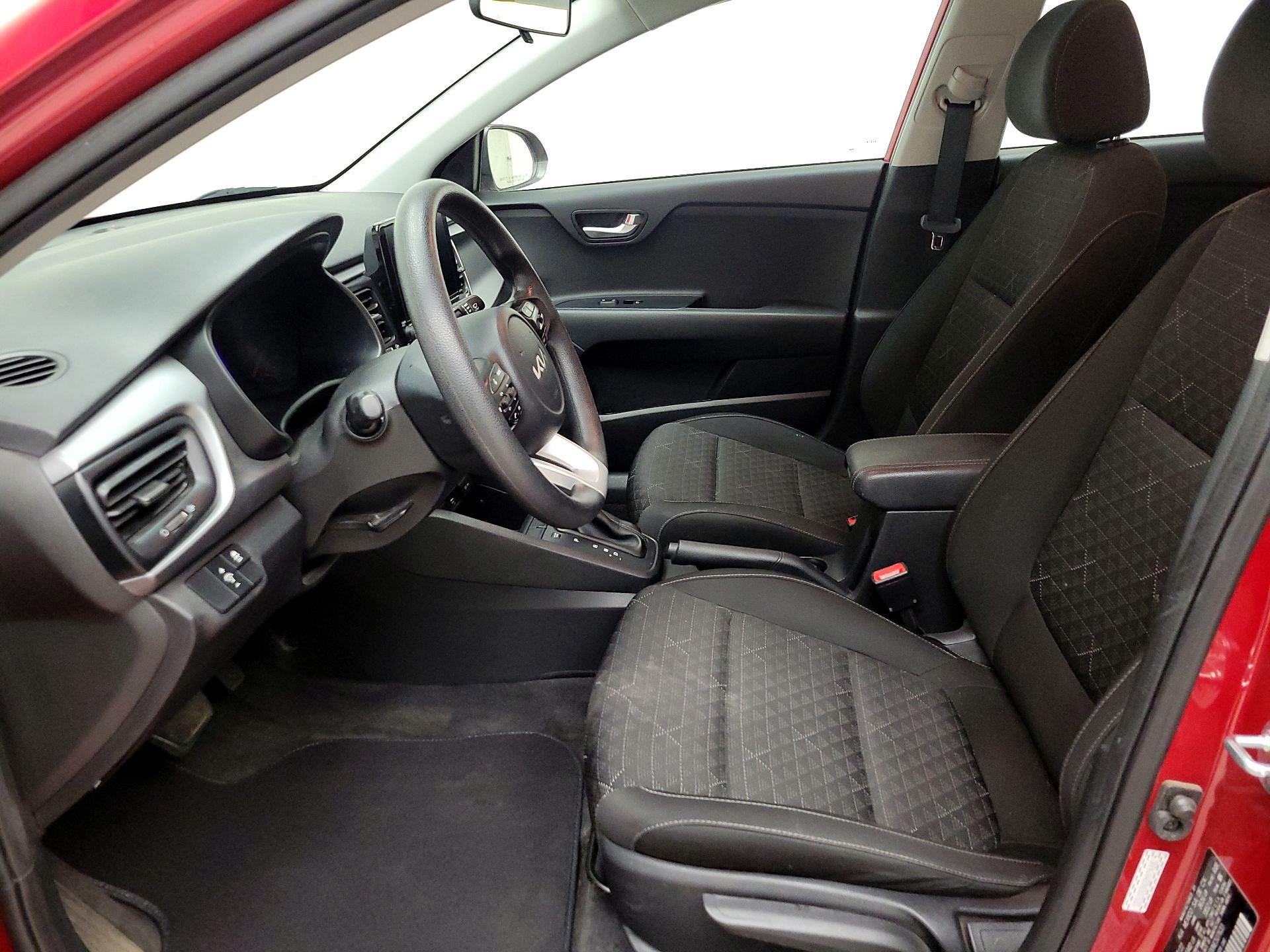 Thumbnail: 2022 Kia Rio - 11