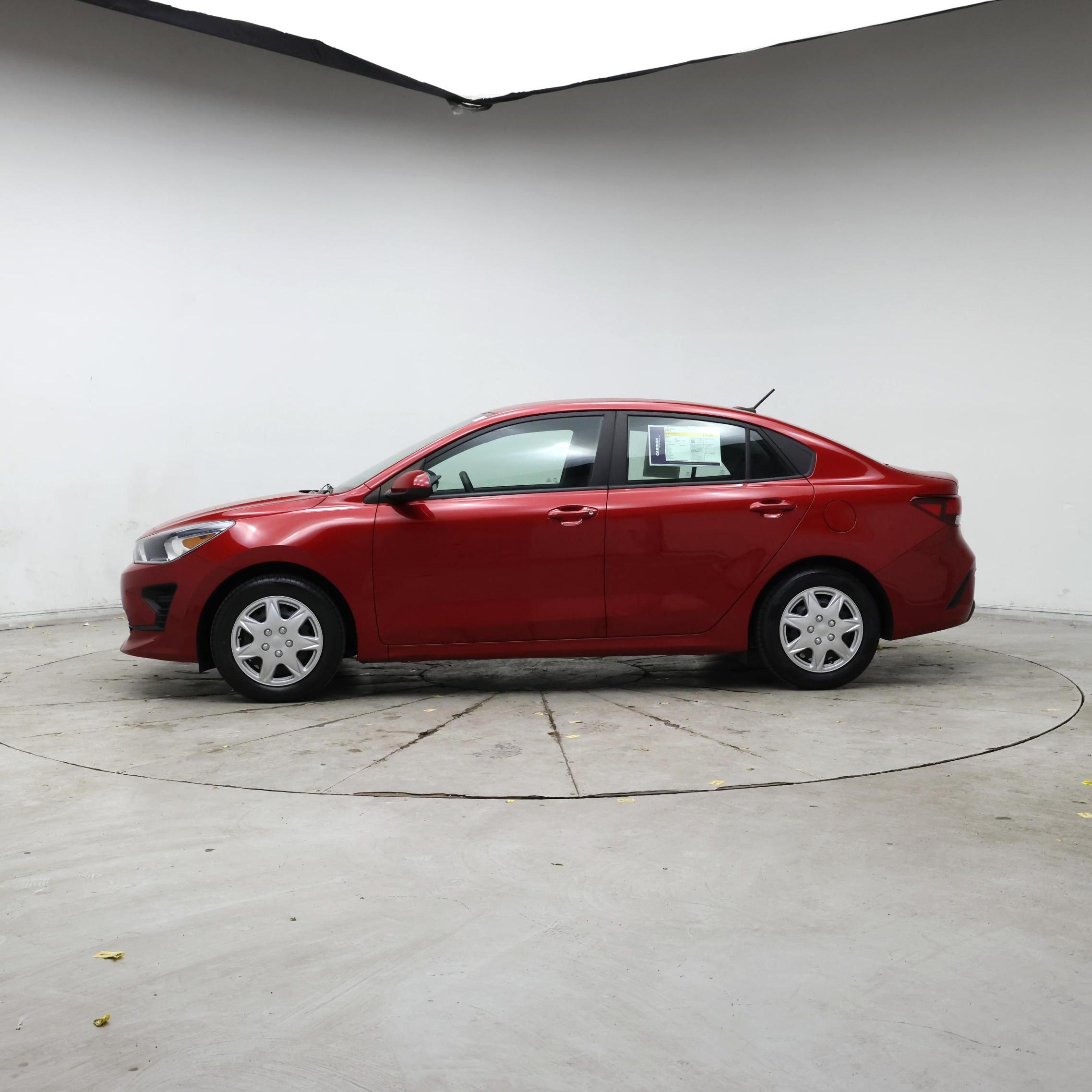 Thumbnail: 2022 Kia Rio - 3