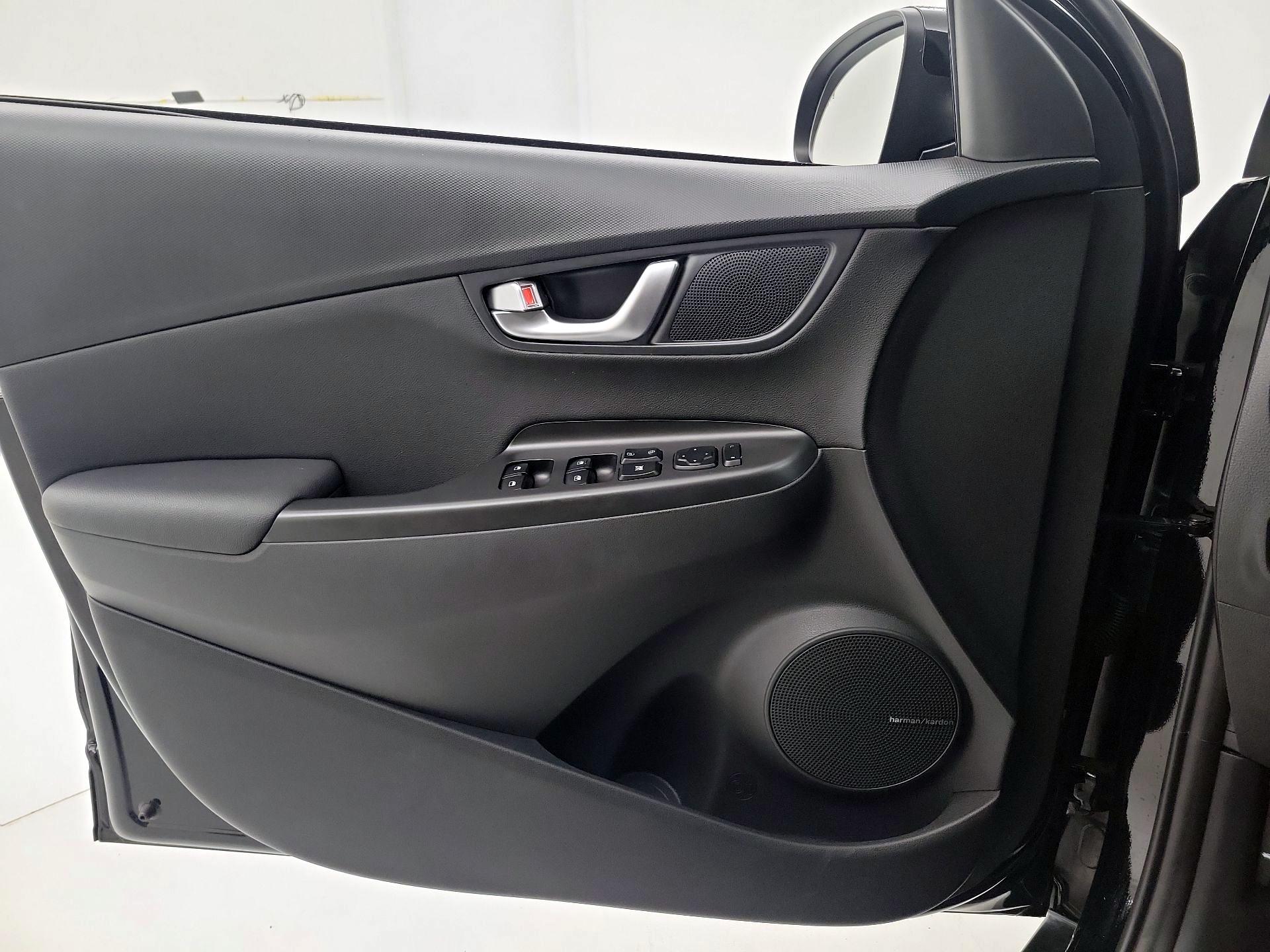 Thumbnail: 2023 Hyundai Kona - 12