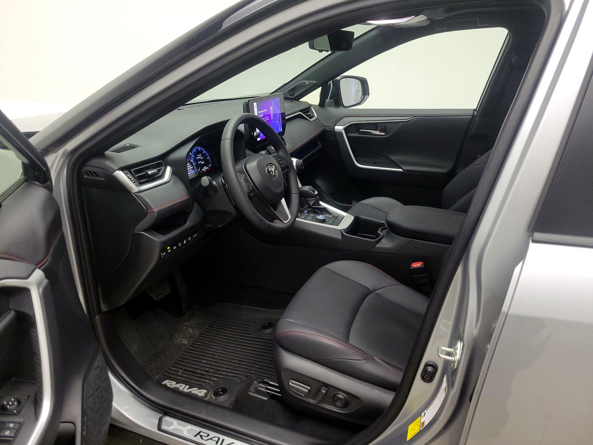 Thumbnail: 2024 Toyota RAV4 - 11