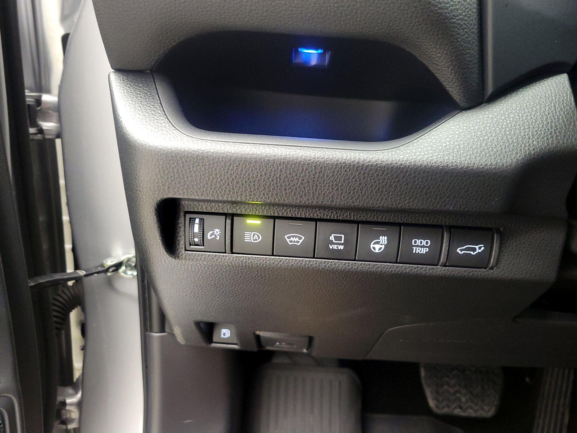 Thumbnail: 2024 Toyota RAV4 - 13