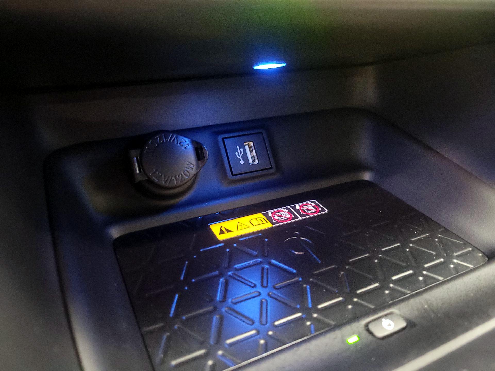 Thumbnail: 2024 Toyota RAV4 - 19