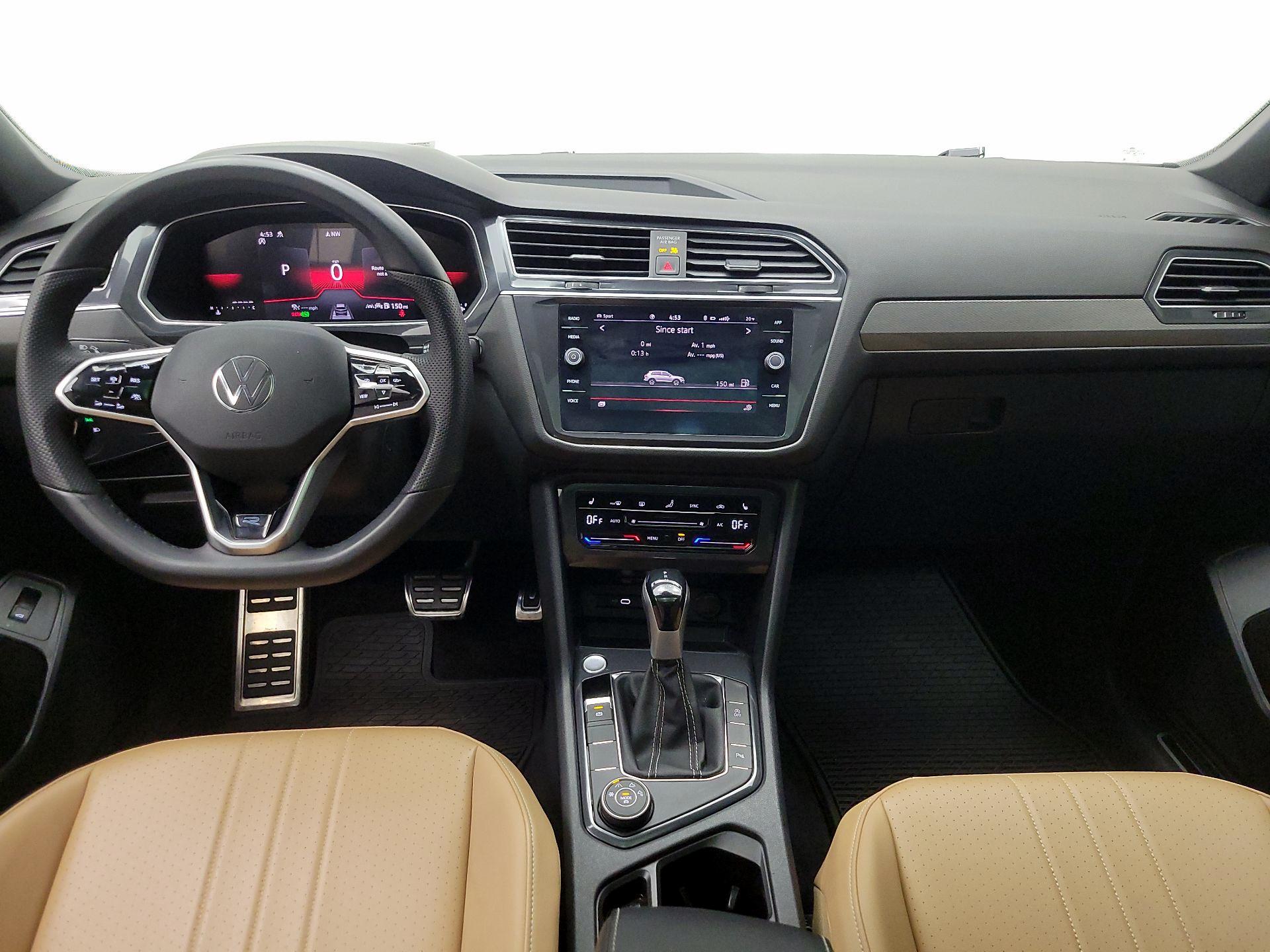 Thumbnail: 2024 Volkswagen Tiguan - 9