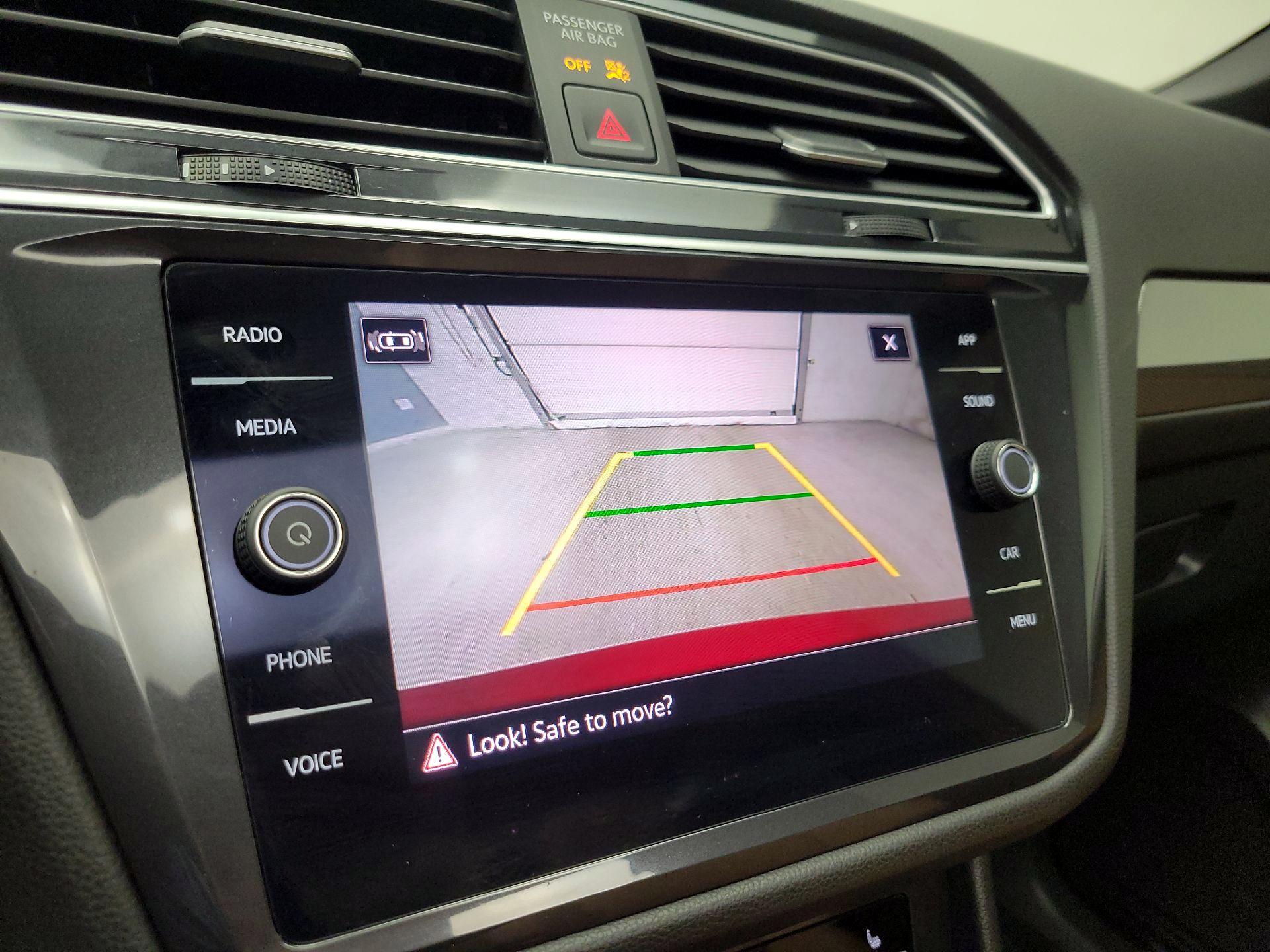 Thumbnail: 2024 Volkswagen Tiguan - 14