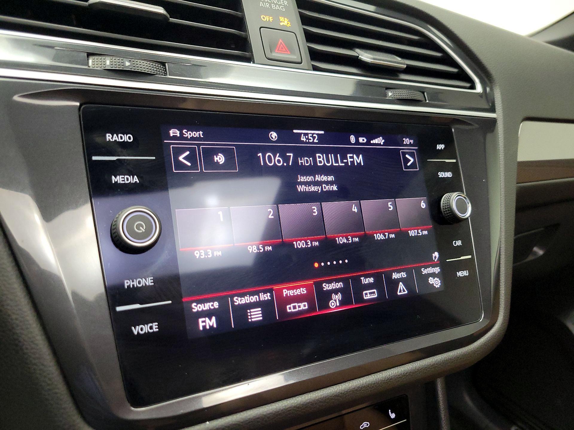 Thumbnail: 2024 Volkswagen Tiguan - 15