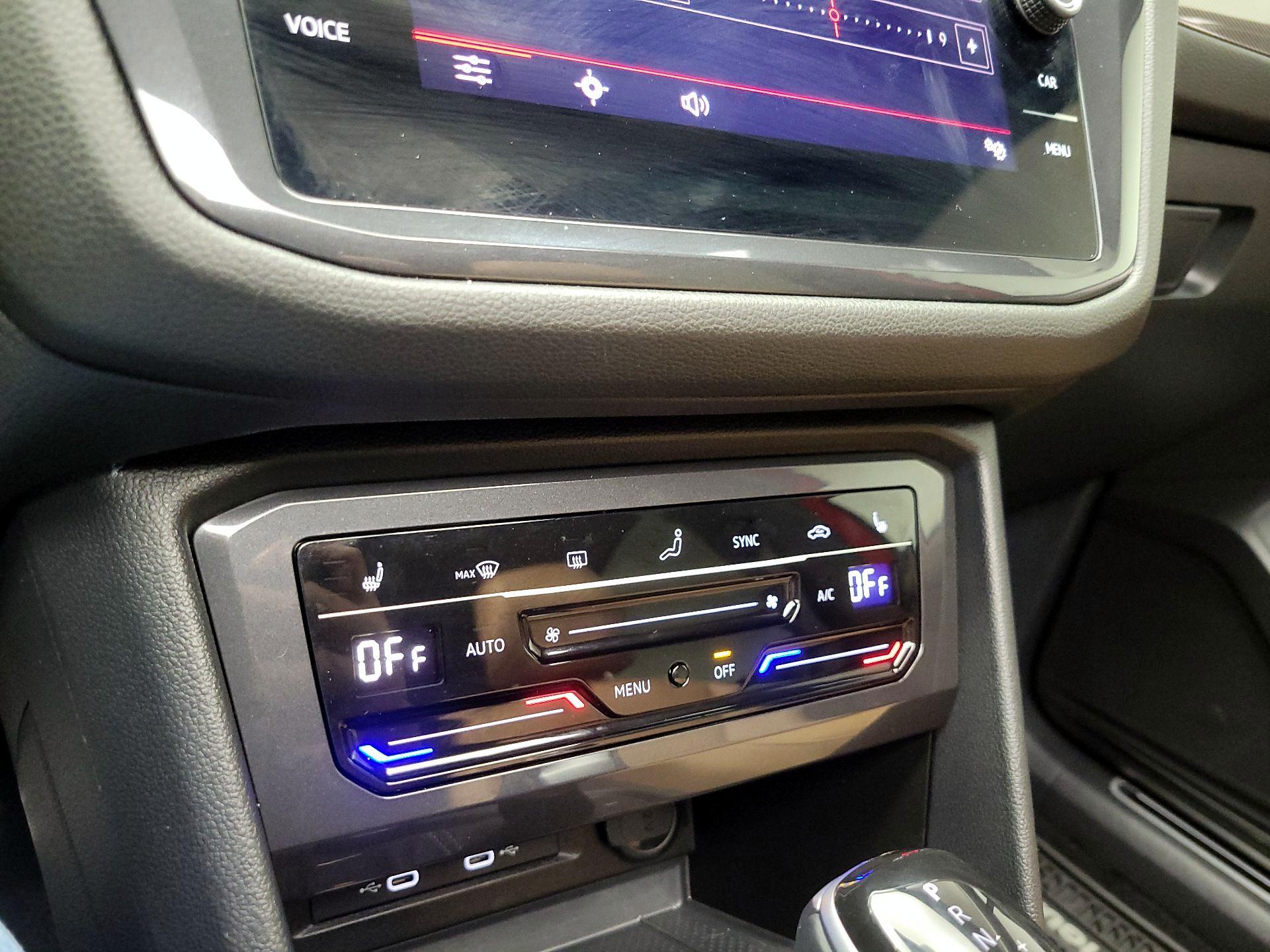 Thumbnail: 2024 Volkswagen Tiguan - 16