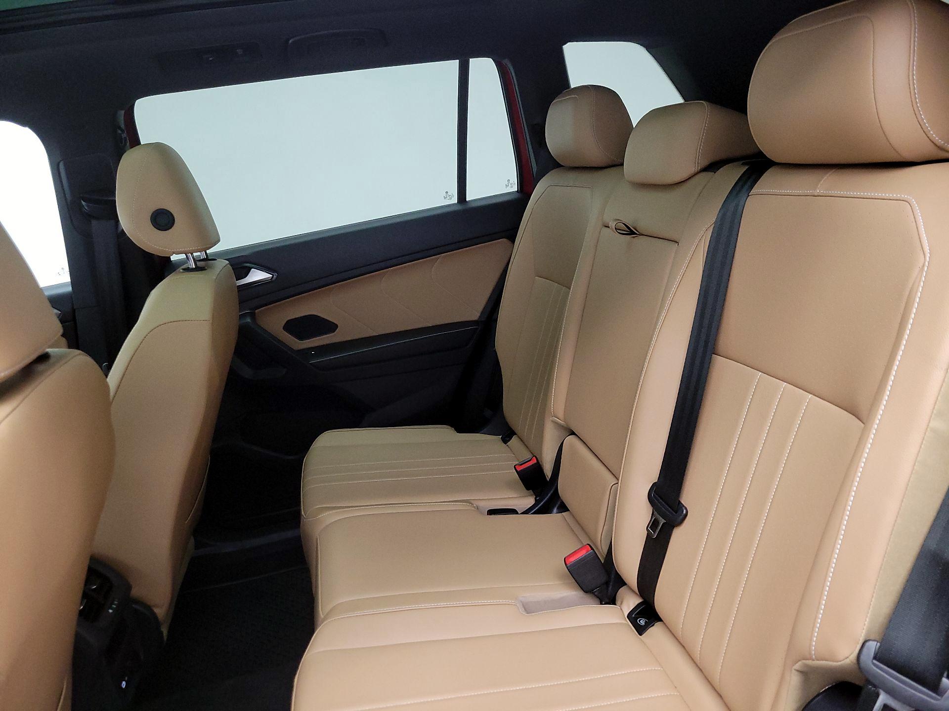 Thumbnail: 2024 Volkswagen Tiguan - 20