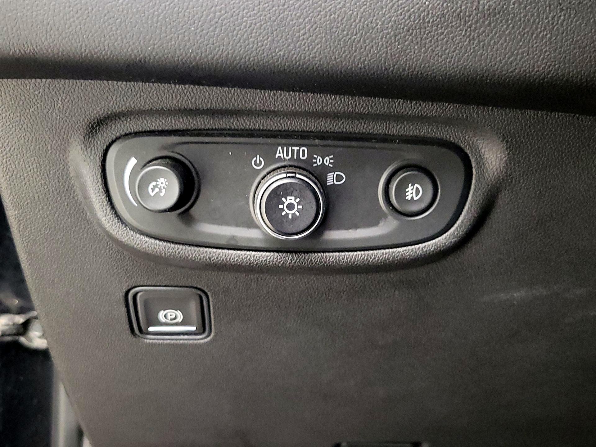 Thumbnail: 2021 GMC Terrain - 13