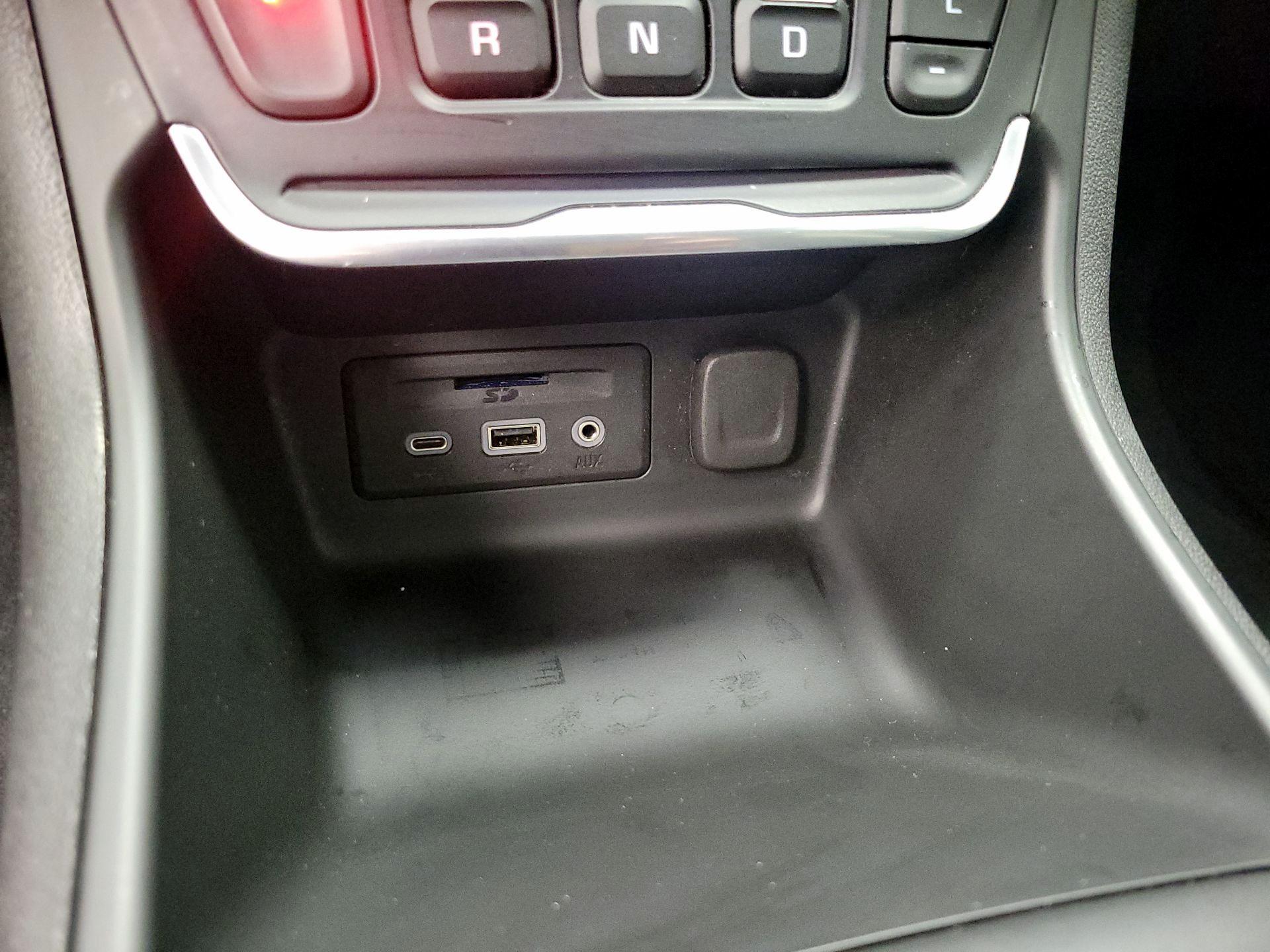 Thumbnail: 2021 GMC Terrain - 18