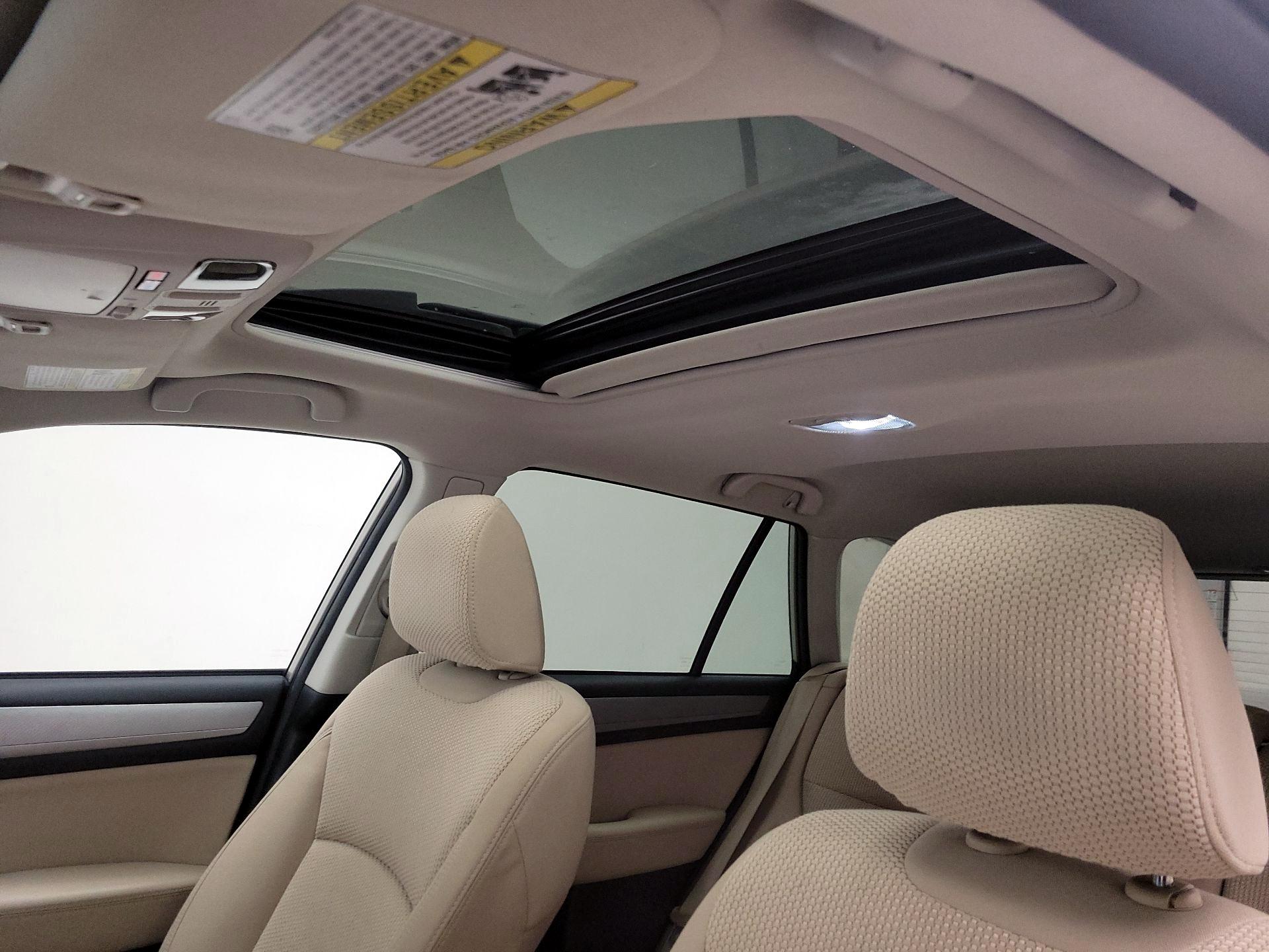 Thumbnail: 2018 Subaru Outback - 20