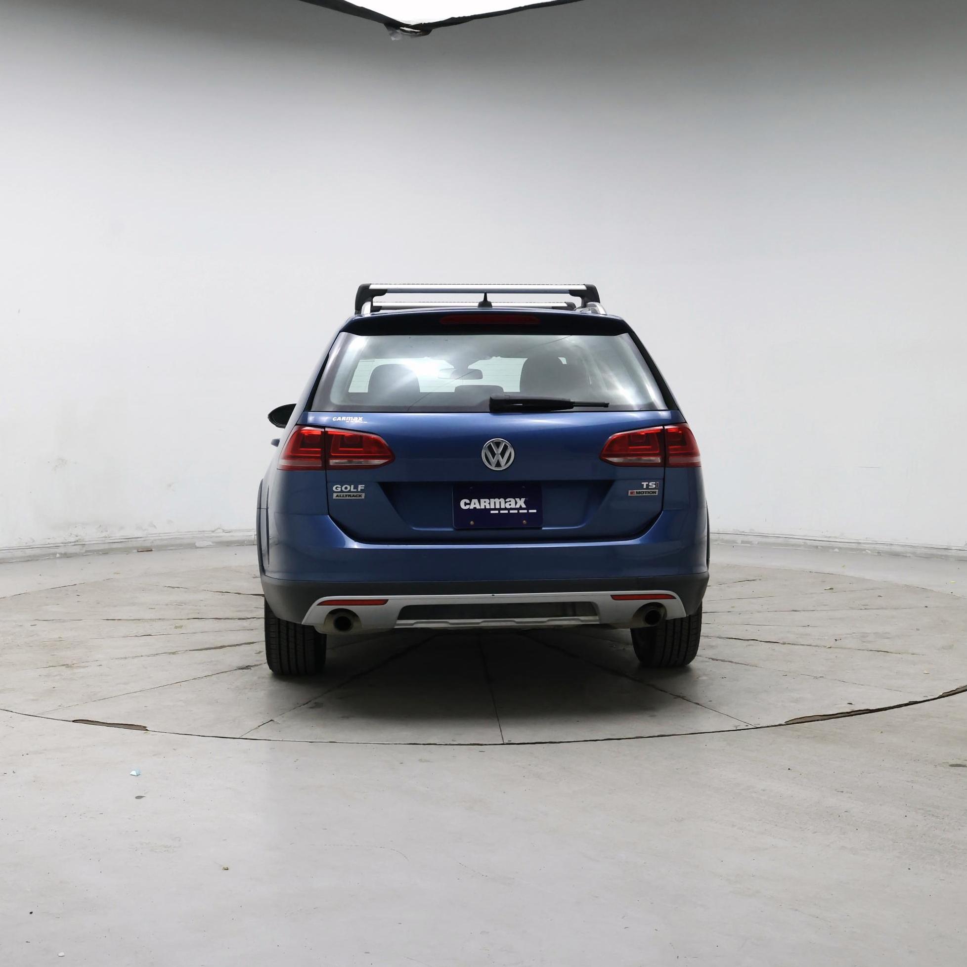 Thumbnail: 2017 Volkswagen Golf - 6