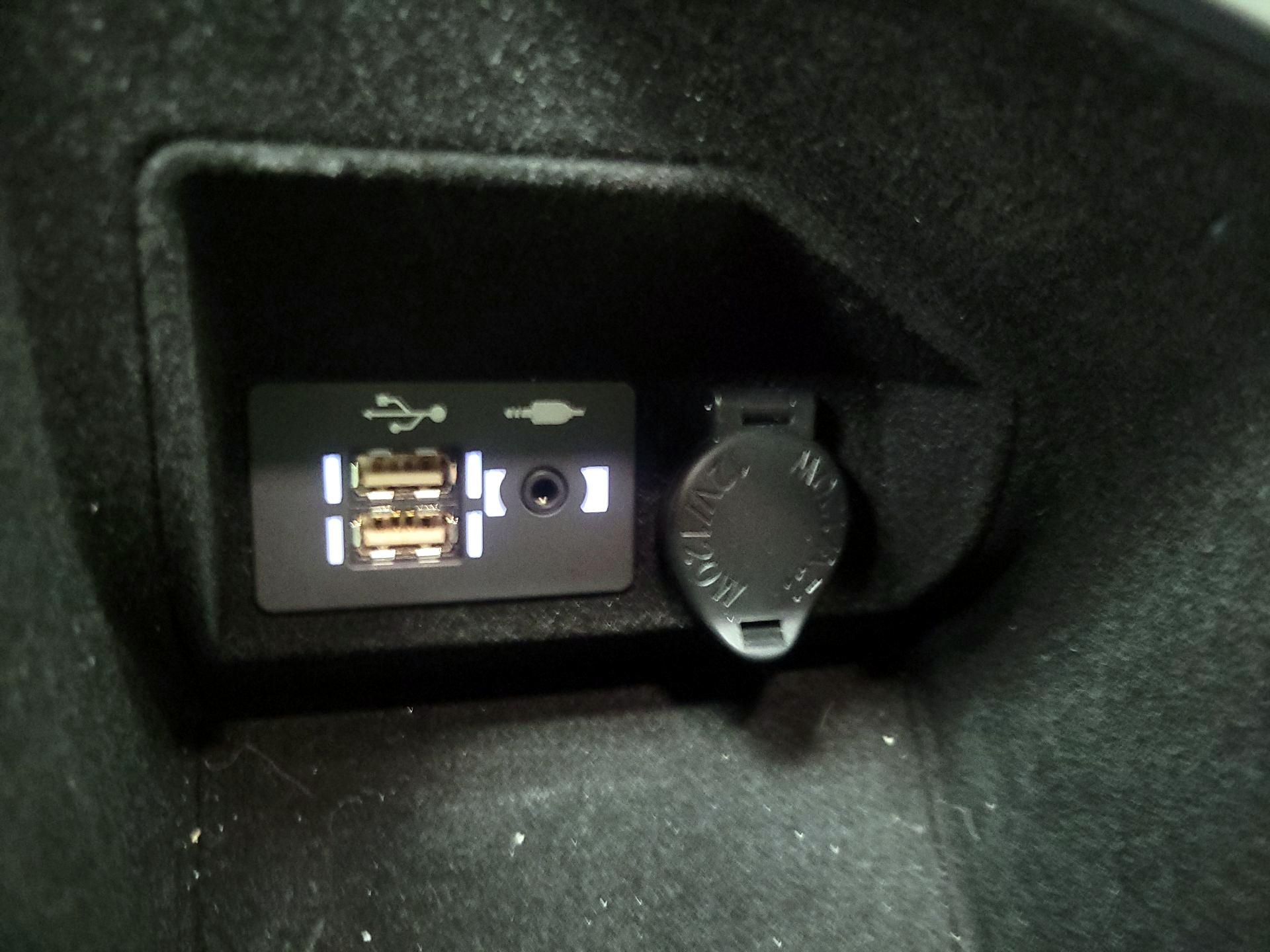 Thumbnail: 2021 Lexus RC - 19