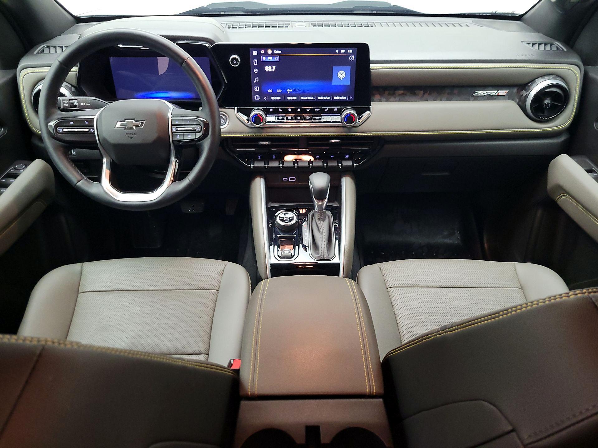 Thumbnail: 2024 Chevrolet Colorado - 9