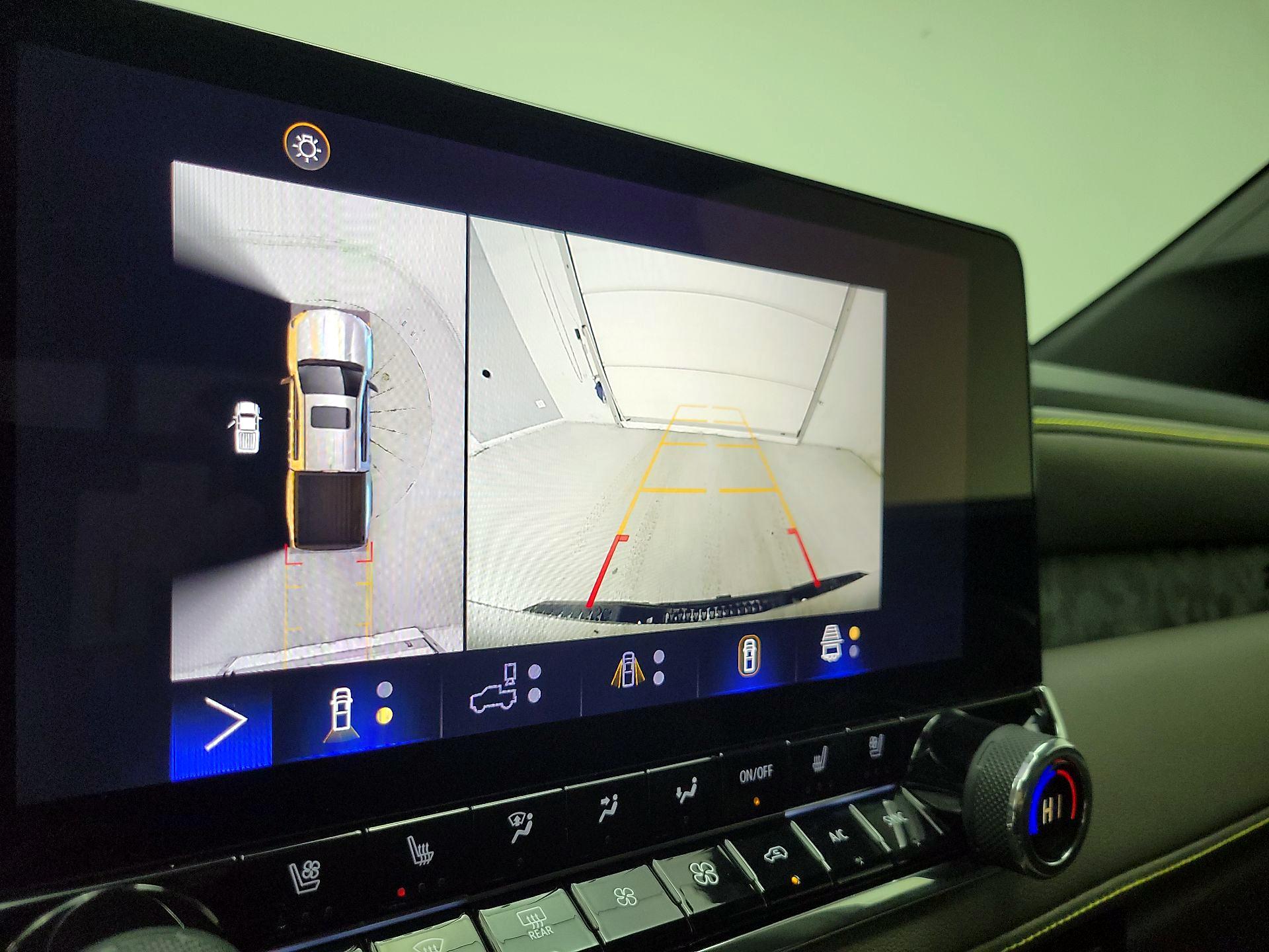 Thumbnail: 2024 Chevrolet Colorado - 14