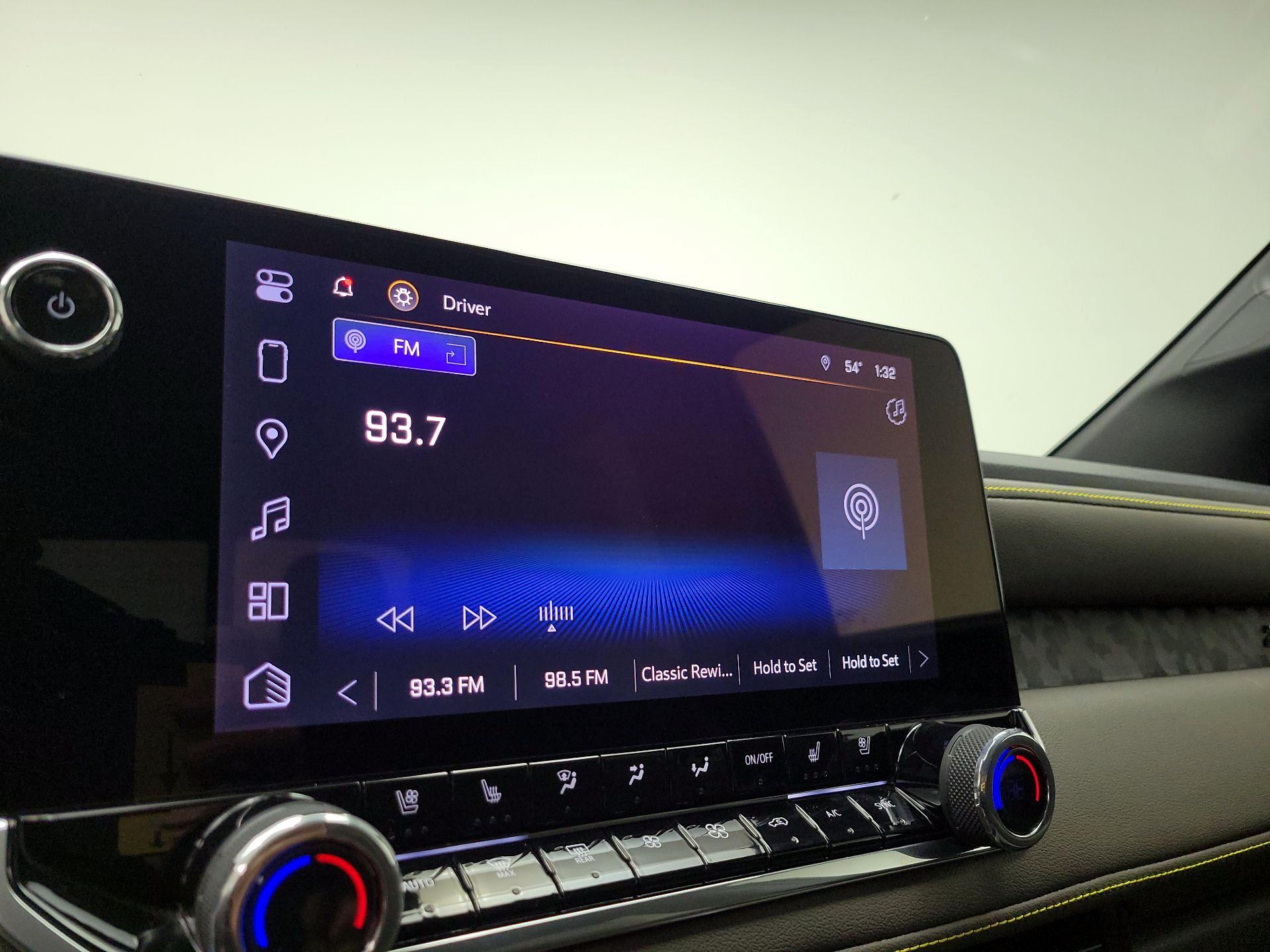 Thumbnail: 2024 Chevrolet Colorado - 15