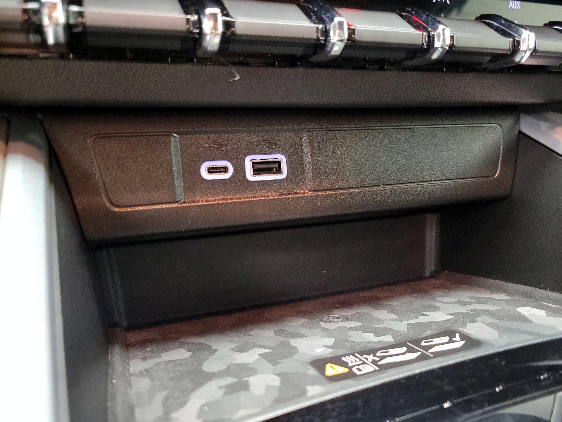 Thumbnail: 2024 Chevrolet Colorado - 18