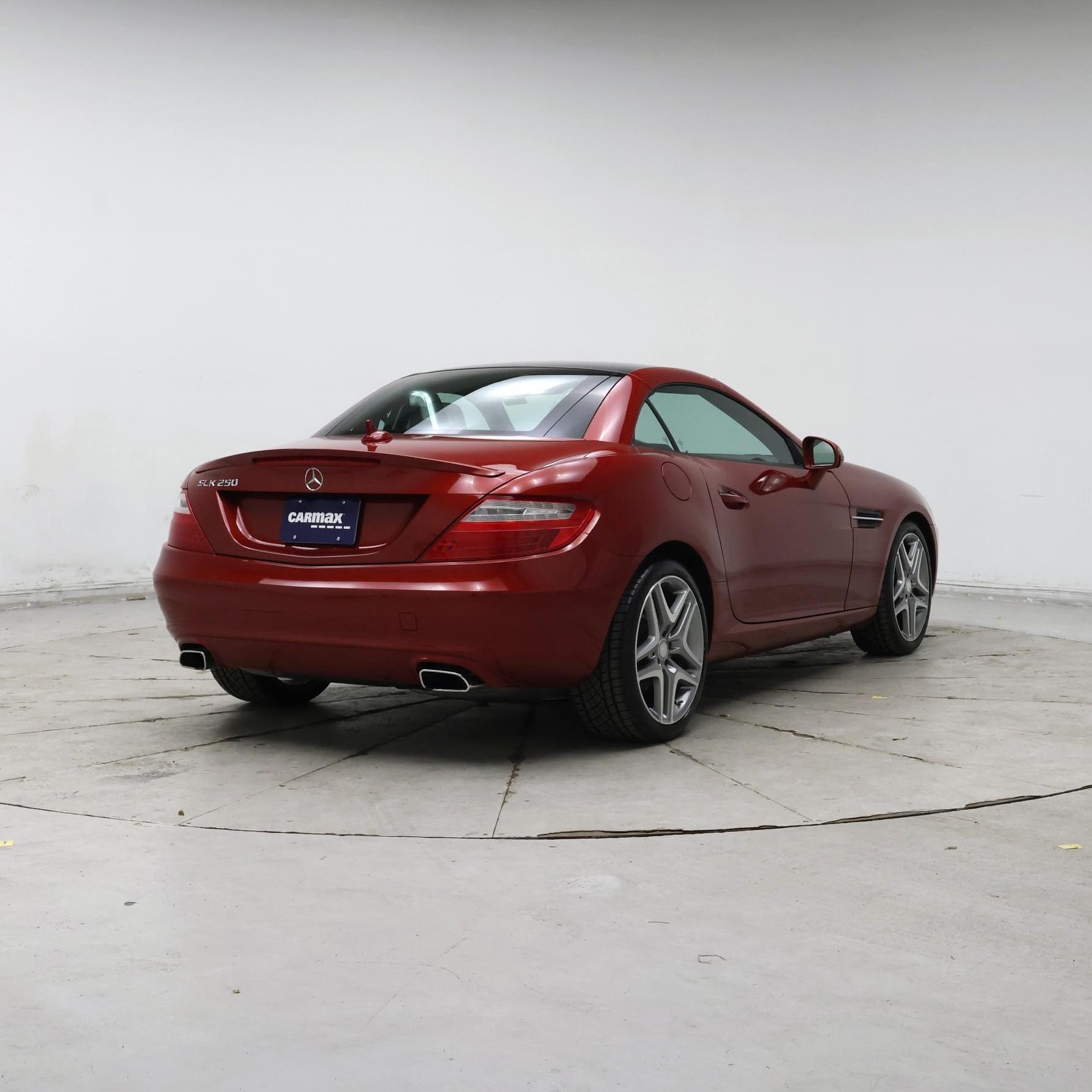 Thumbnail: 2015 Mercedes-Benz SLK - 8