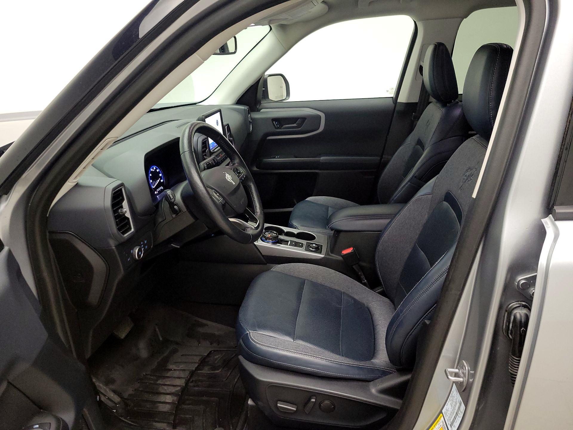 Thumbnail: 2021 Ford Bronco Sport - 11