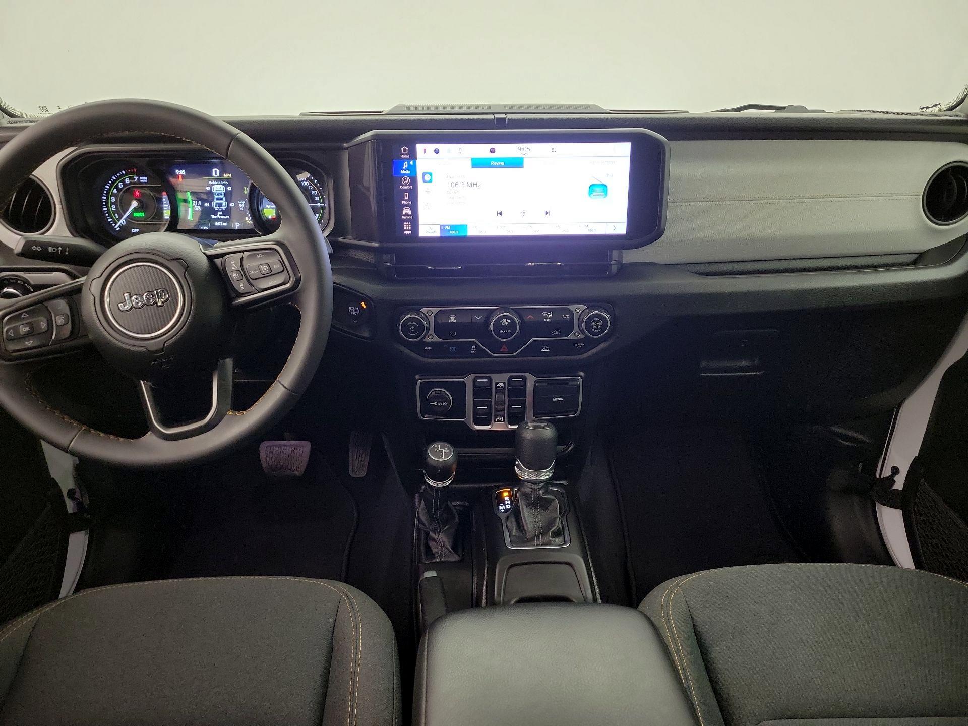 Thumbnail: 2025 Jeep Wrangler - 9