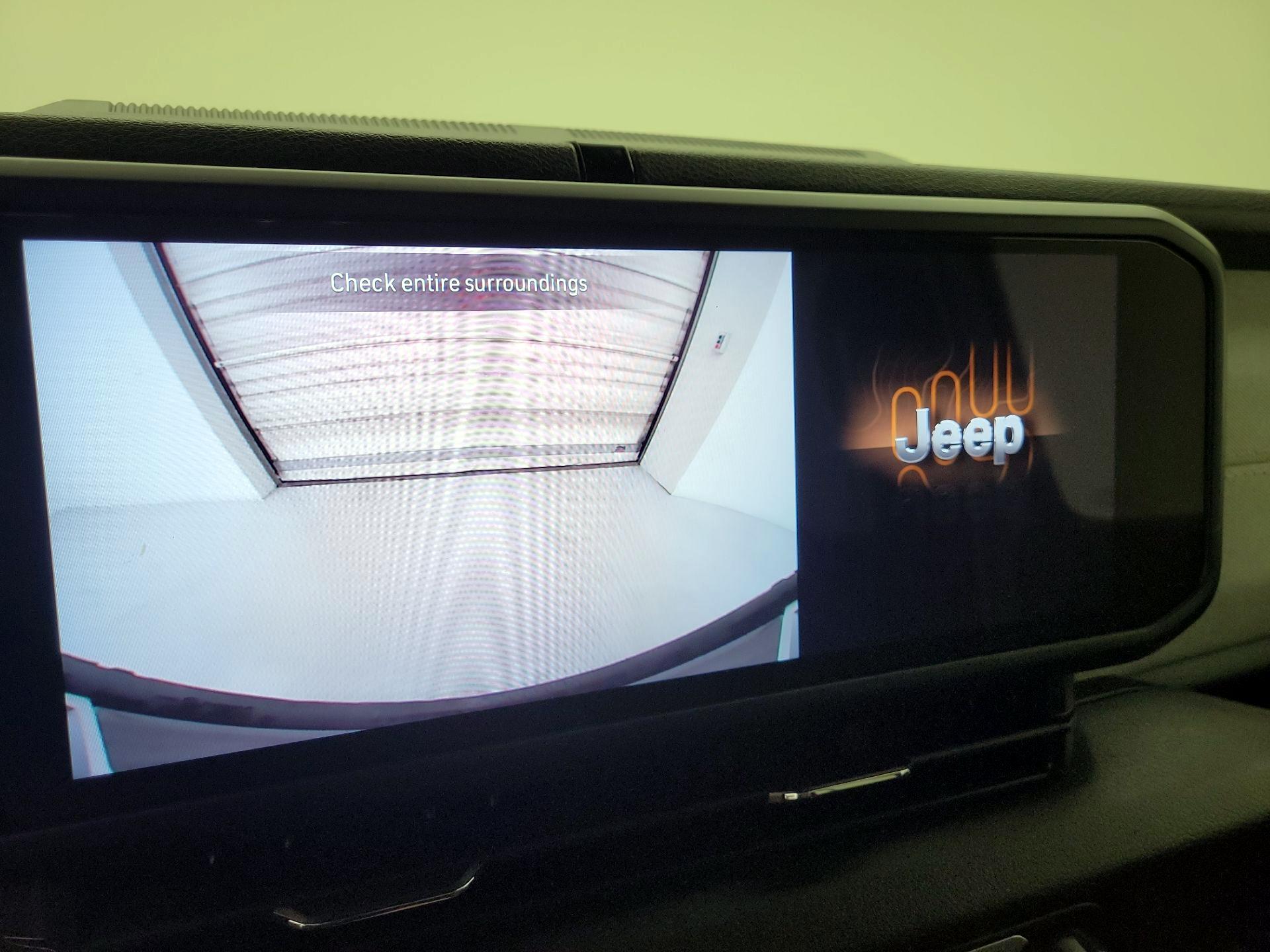 Thumbnail: 2025 Jeep Wrangler - 14