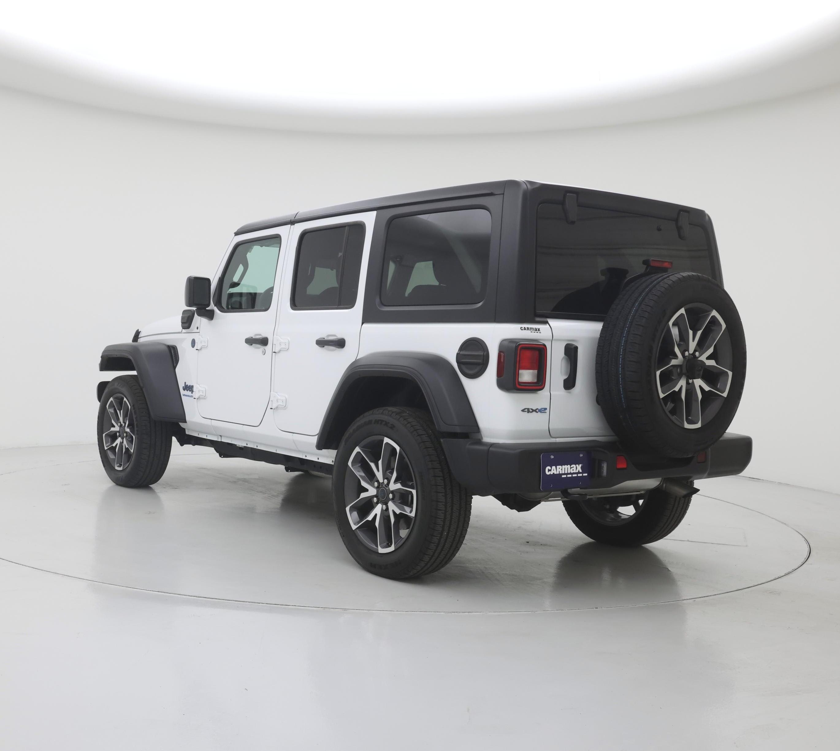 Thumbnail: 2025 Jeep Wrangler - 2