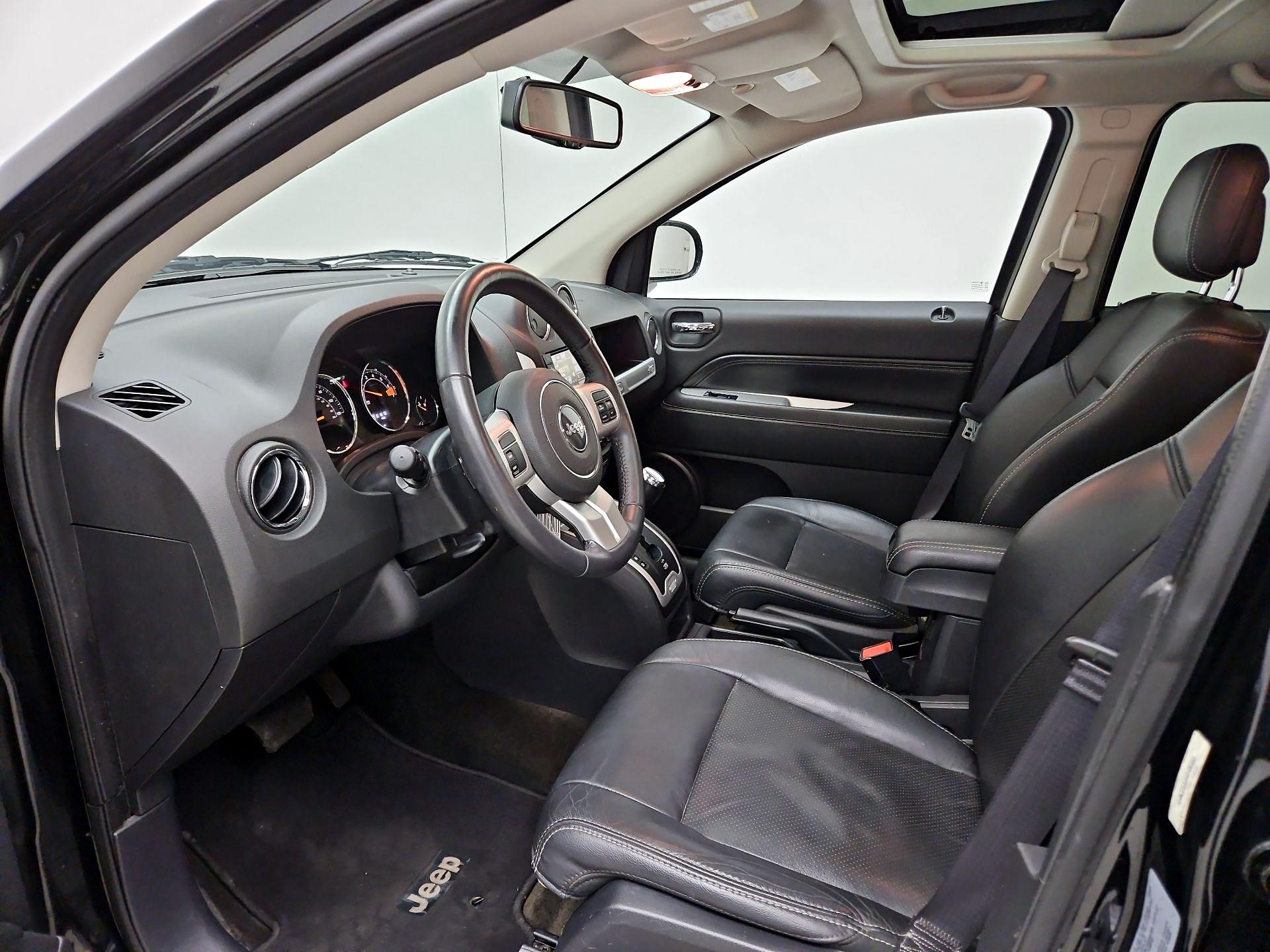 Thumbnail: 2017 Jeep Compass - 9