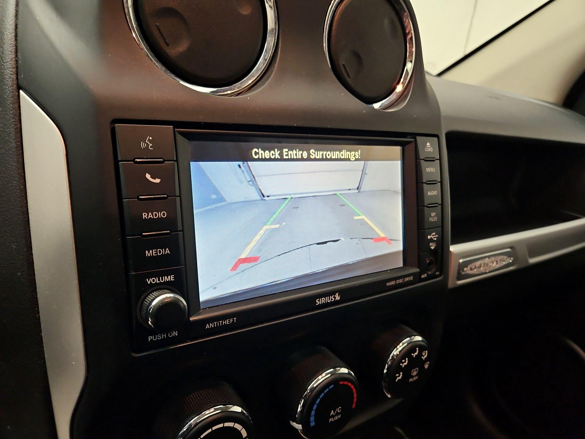 Thumbnail: 2017 Jeep Compass - 11