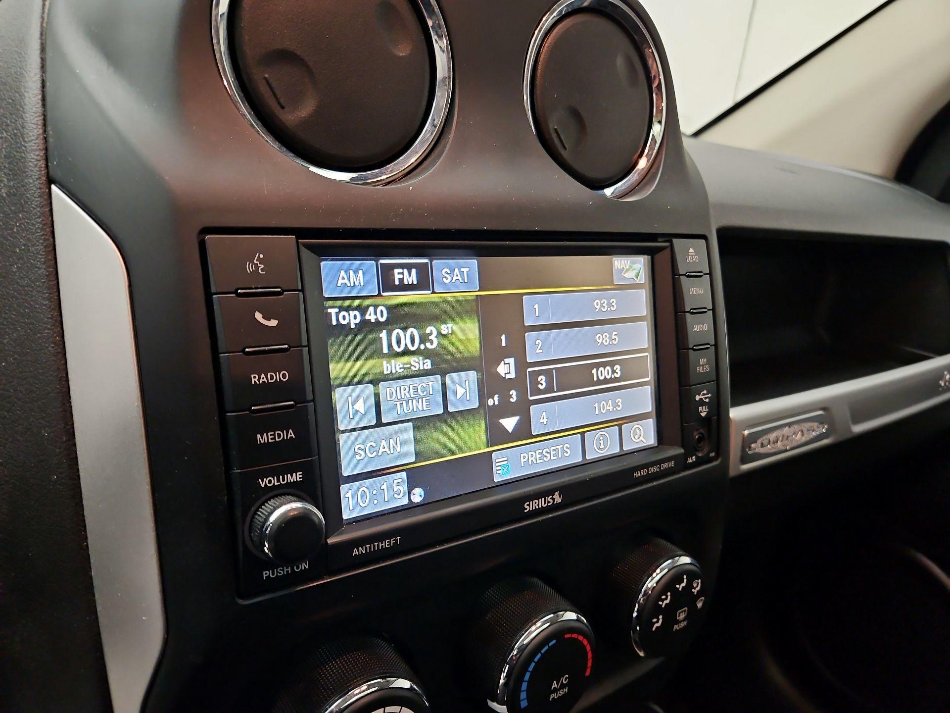 Thumbnail: 2017 Jeep Compass - 12