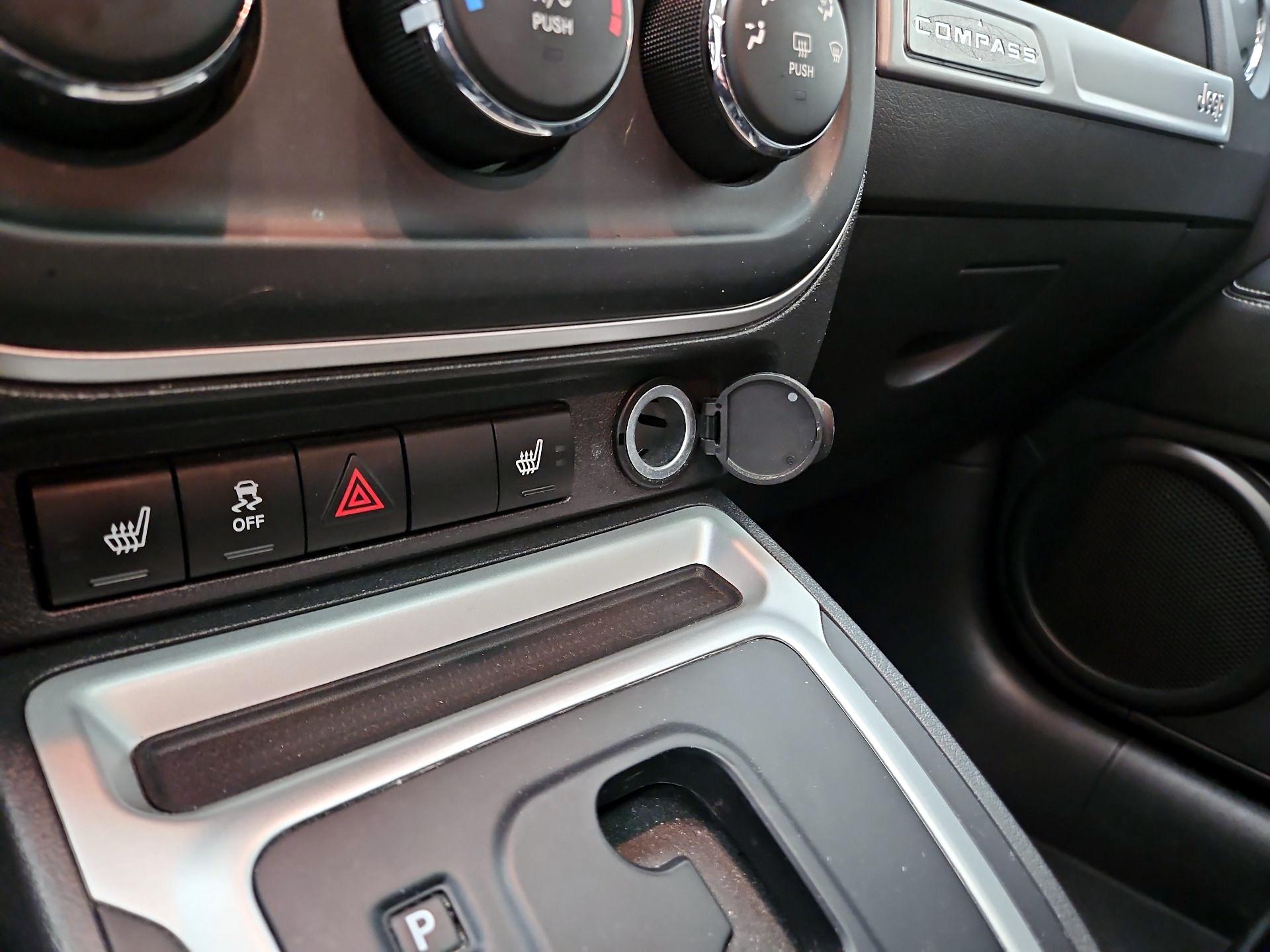 Thumbnail: 2017 Jeep Compass - 15