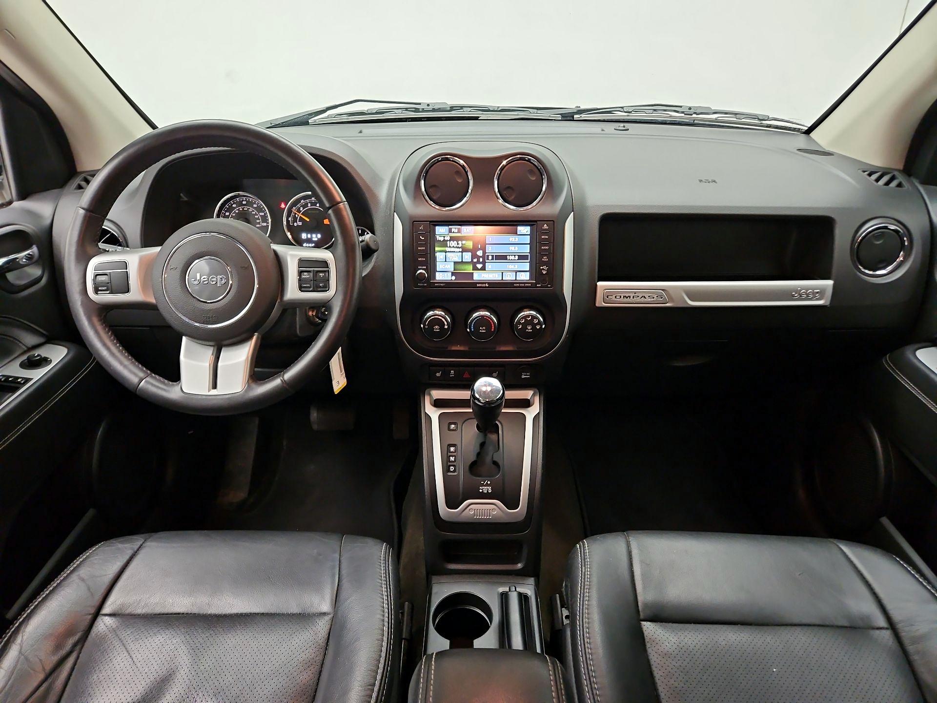 Thumbnail: 2017 Jeep Compass - 8