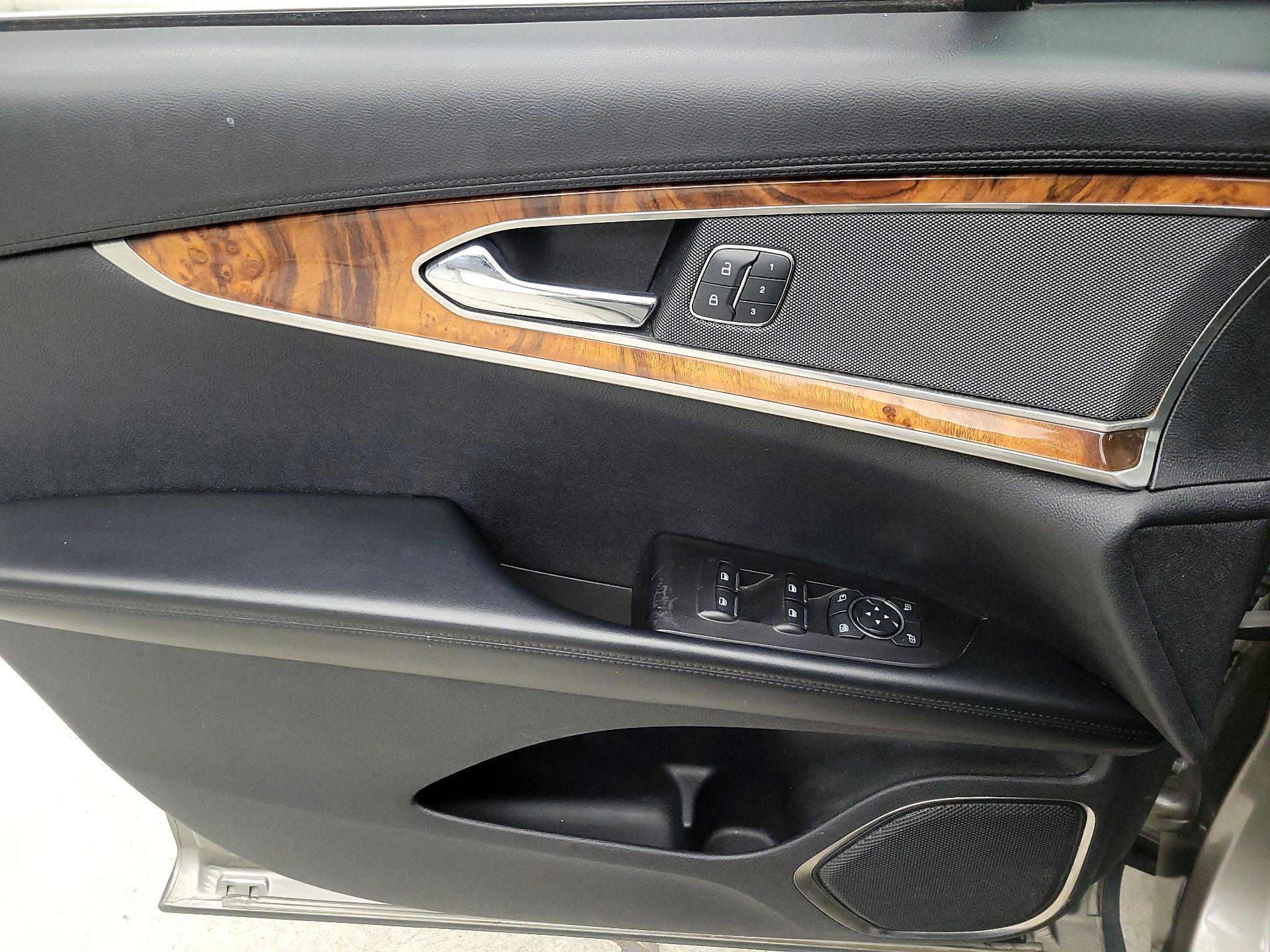 Thumbnail: 2016 Lincoln MKX - 12