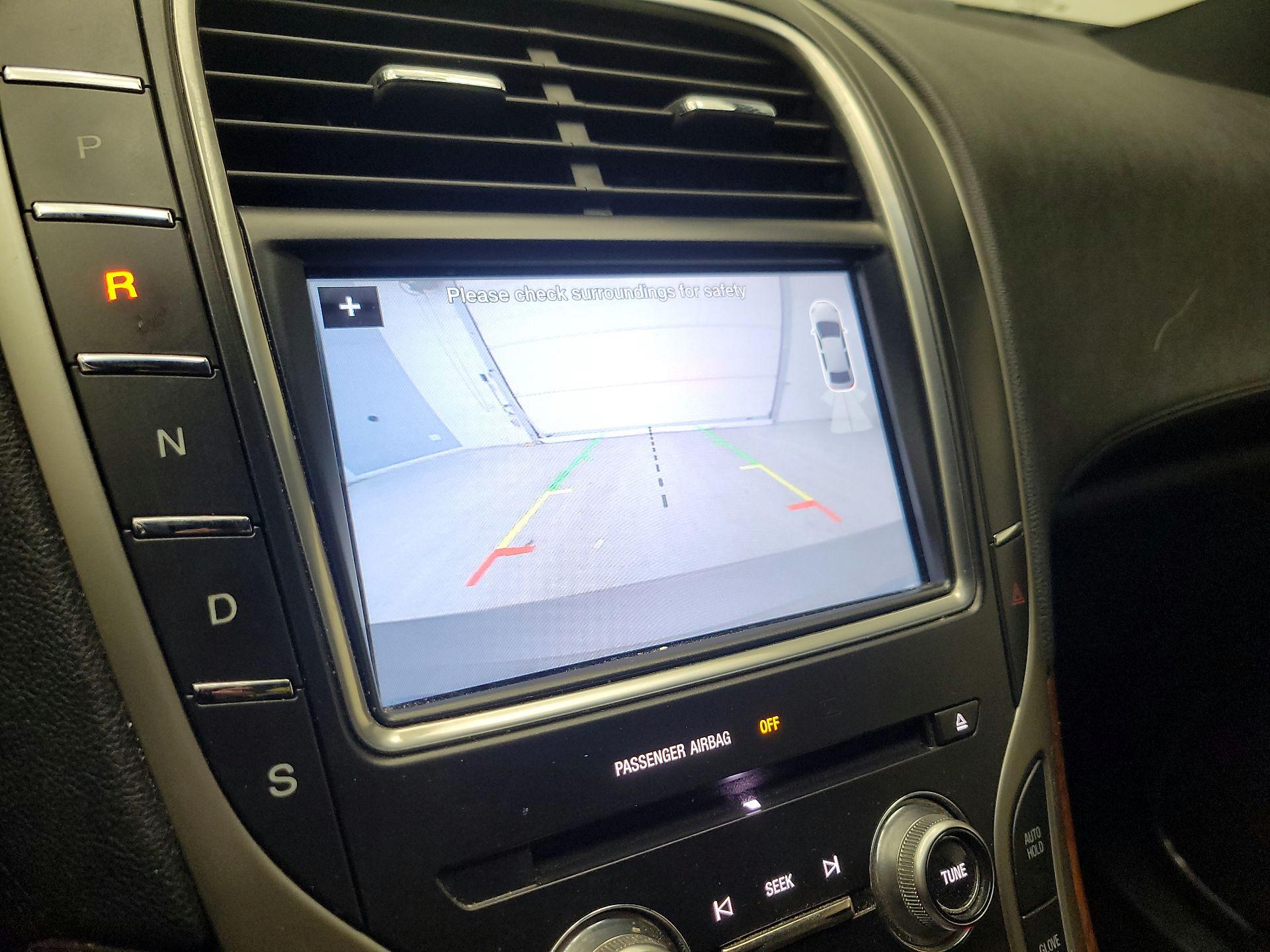 Thumbnail: 2016 Lincoln MKX - 15