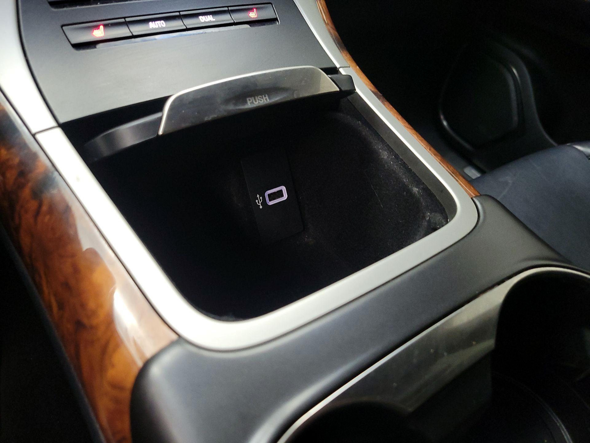 Thumbnail: 2016 Lincoln MKX - 19