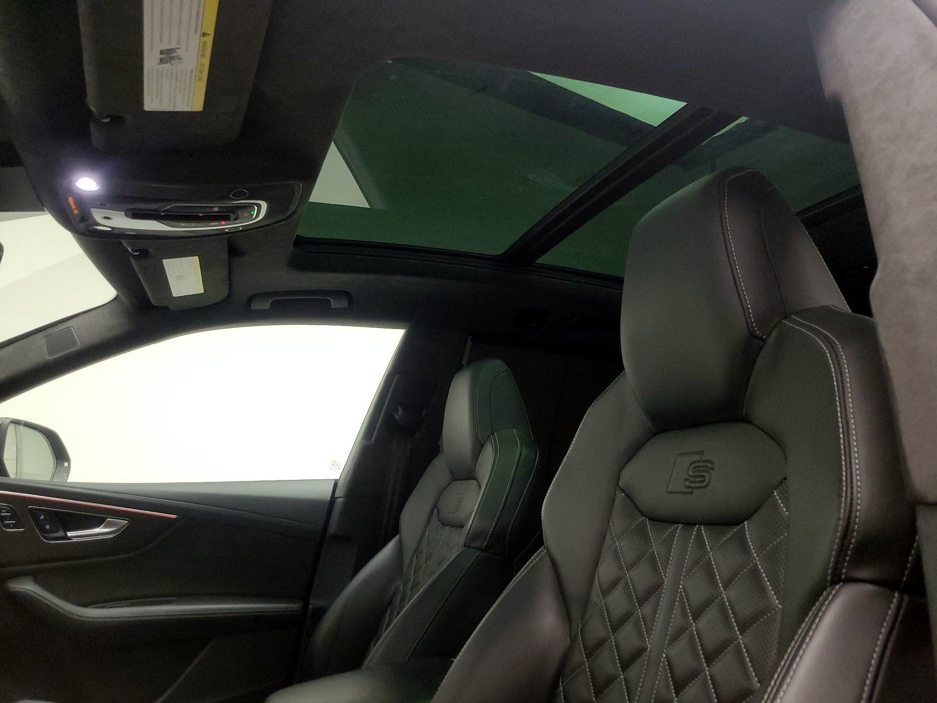 Thumbnail: 2021 Audi SQ8 - 20