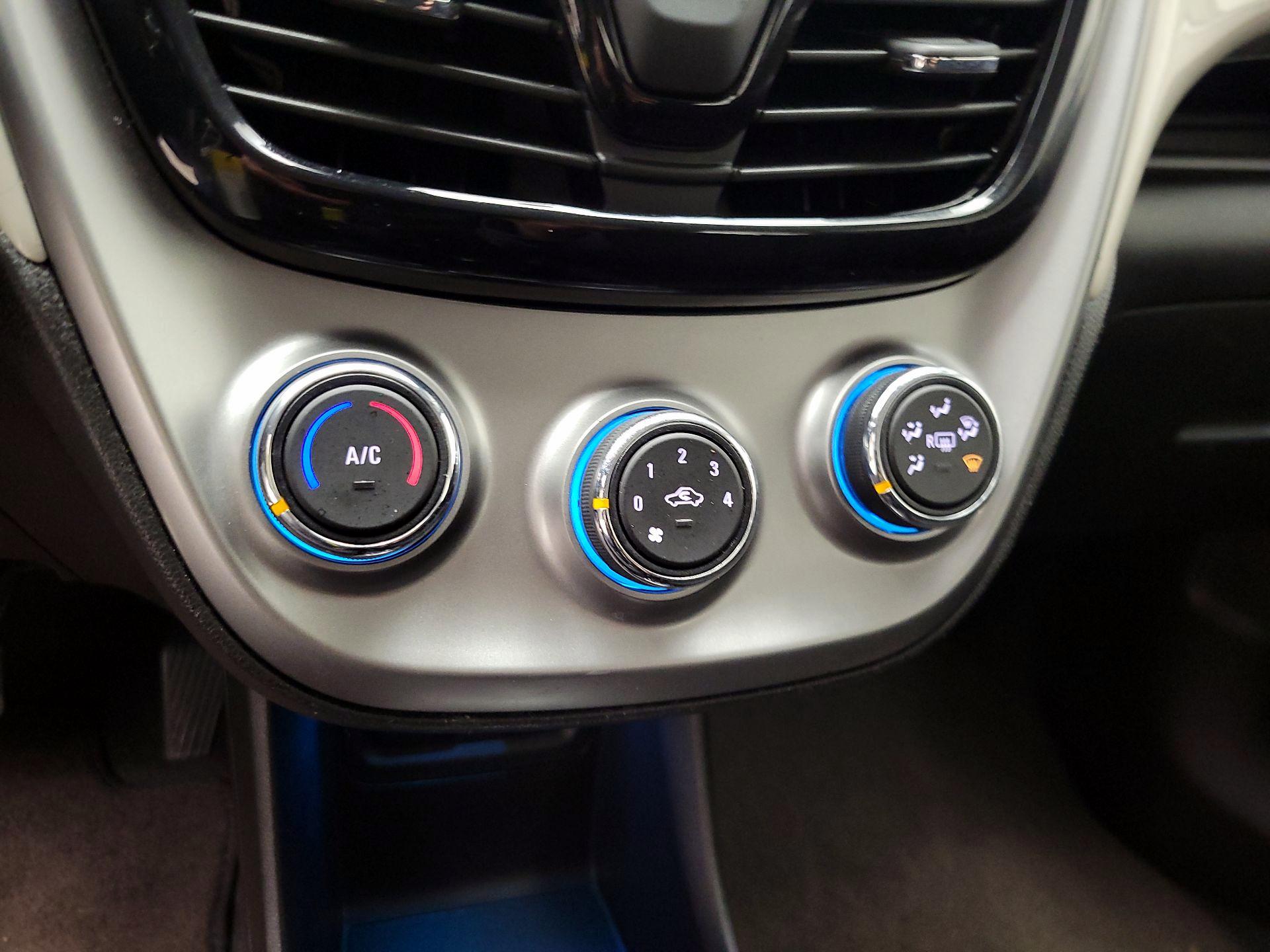 Thumbnail: 2016 Chevrolet Spark - 16