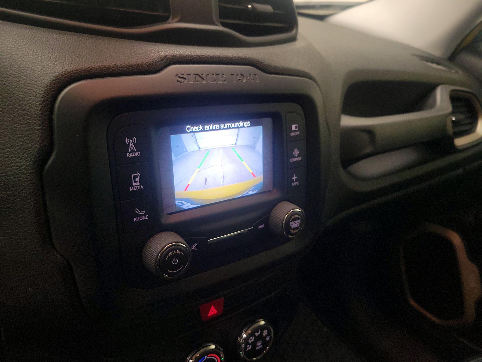 Thumbnail: 2017 Jeep Renegade - 15