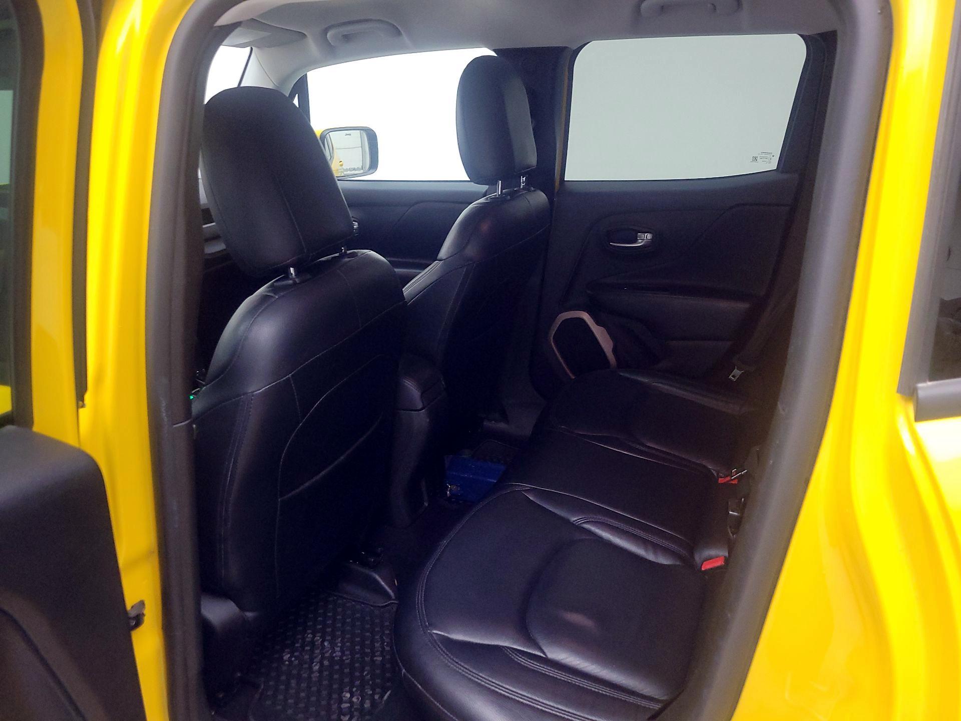 Thumbnail: 2017 Jeep Renegade - 20