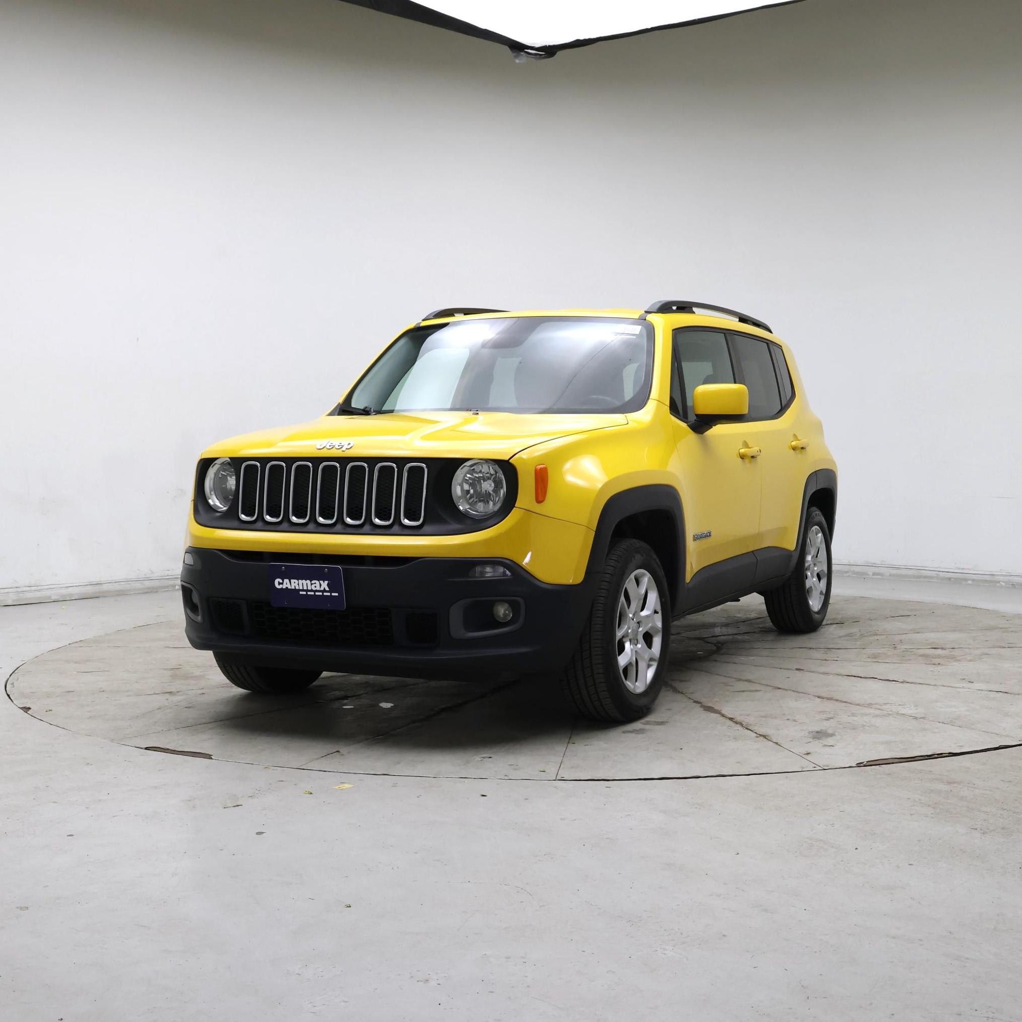 Thumbnail: 2017 Jeep Renegade - 4