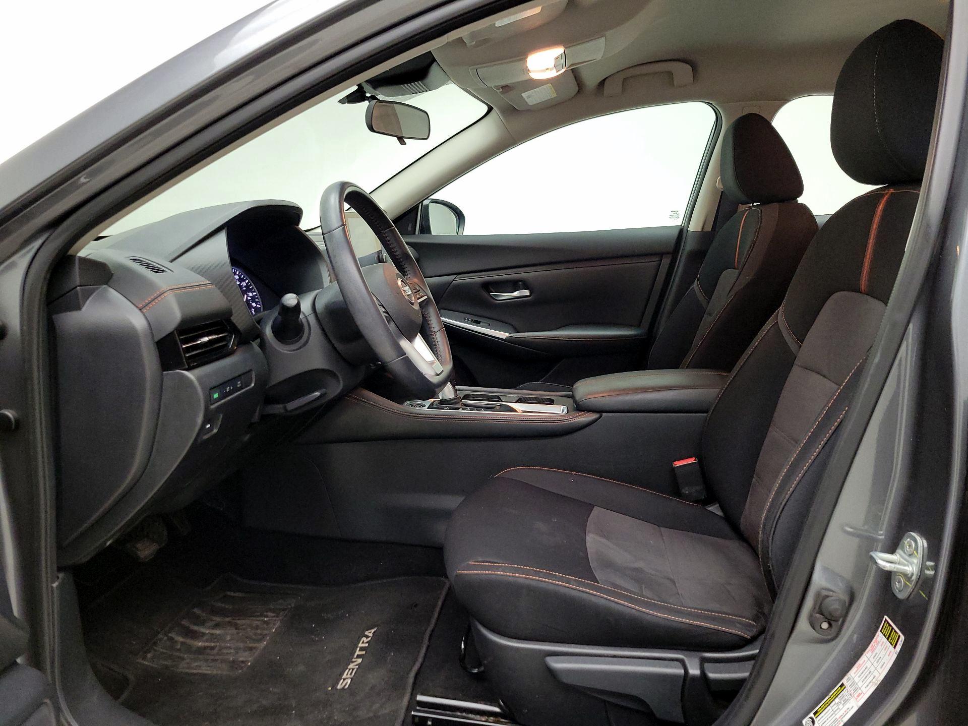 Thumbnail: 2020 Nissan Sentra - 11