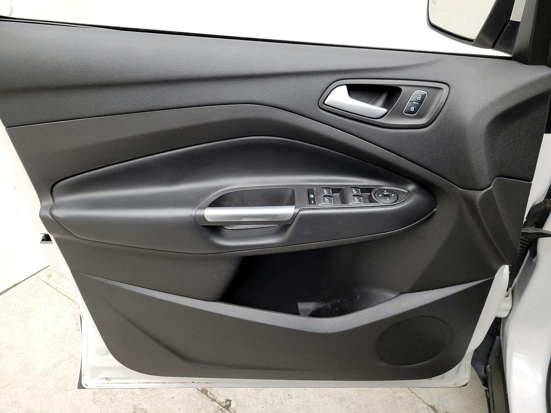 Thumbnail: 2019 Ford Escape - 12