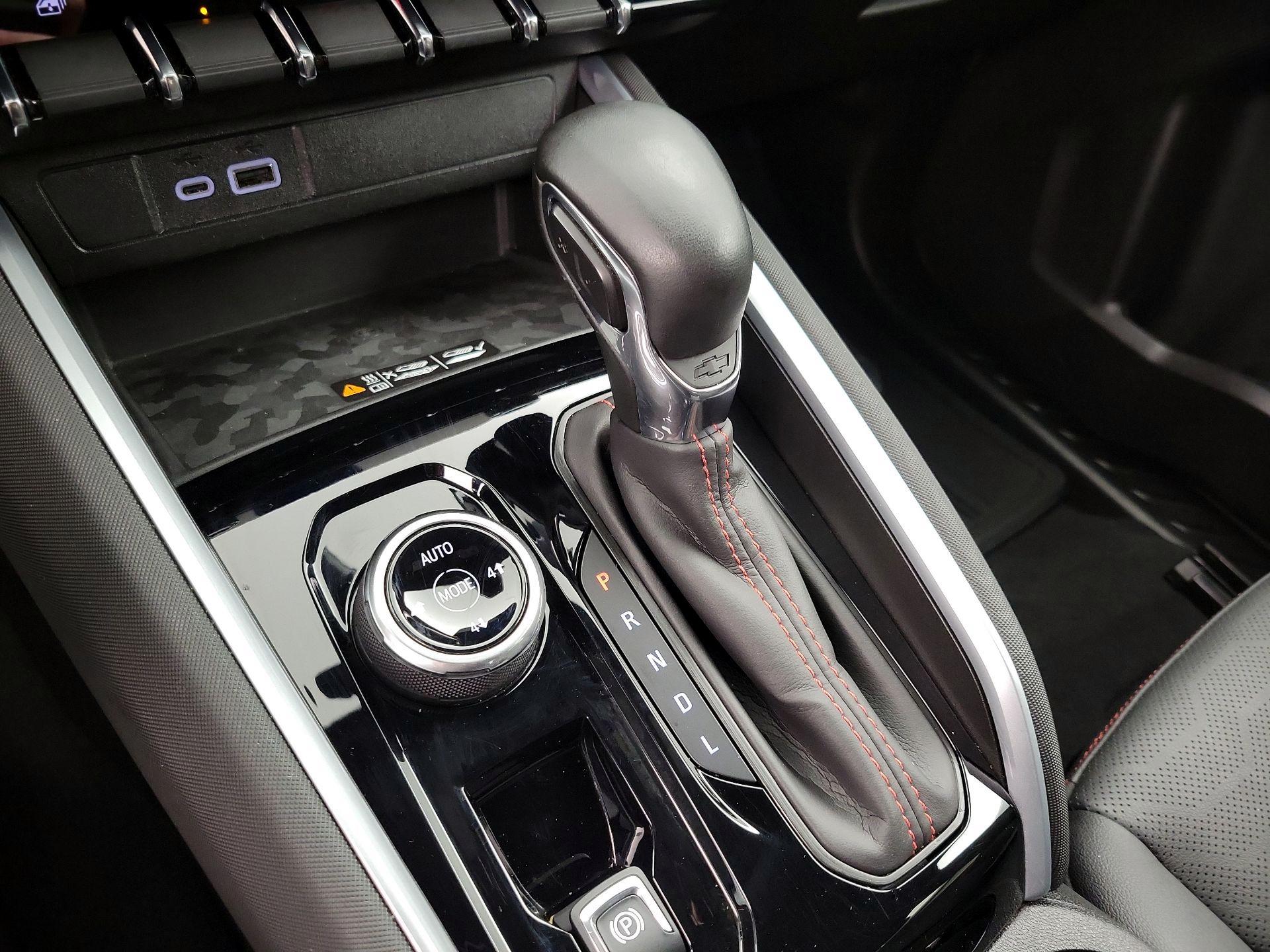 Thumbnail: 2024 Chevrolet Colorado - 17