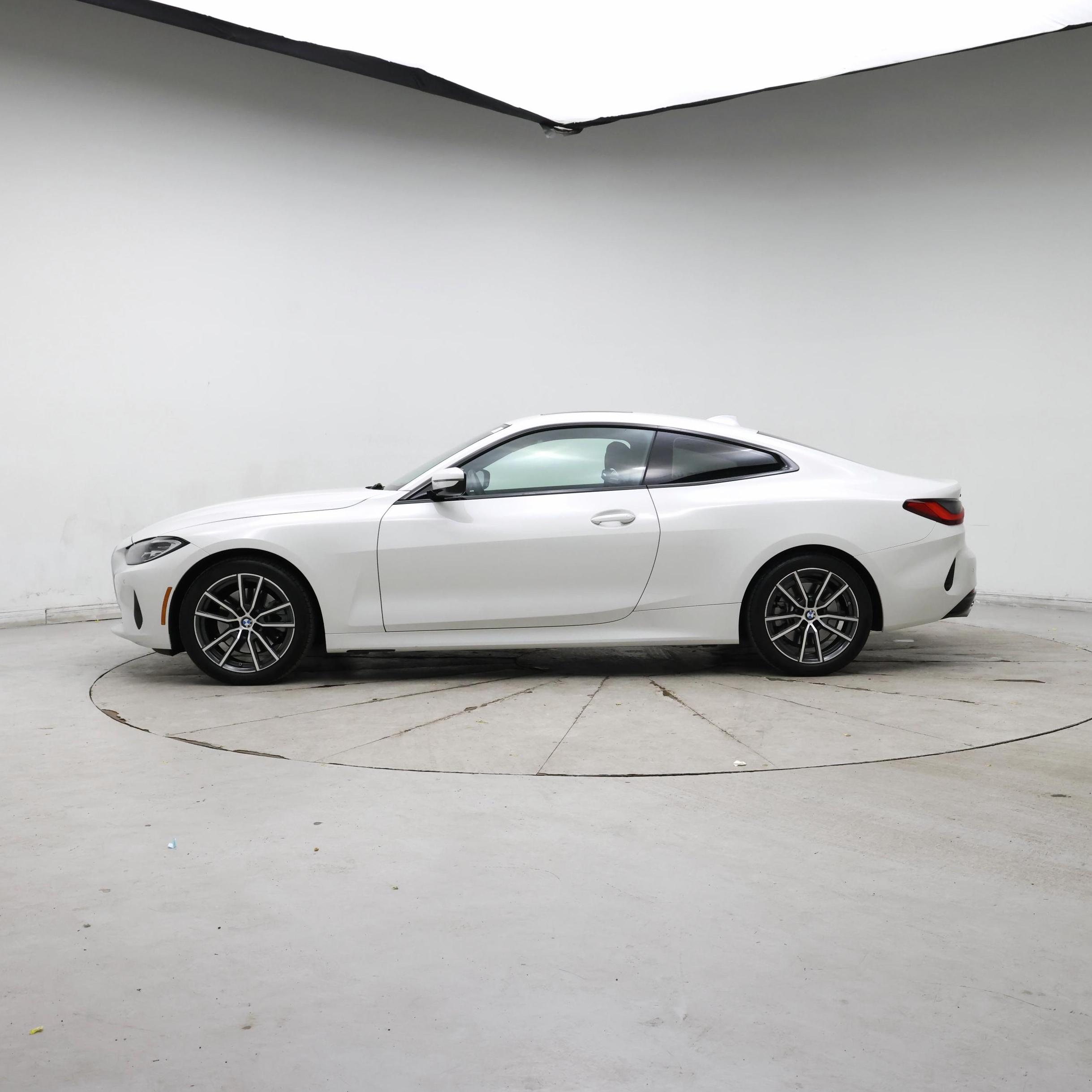 Thumbnail: 2023 BMW 4 Series - 3