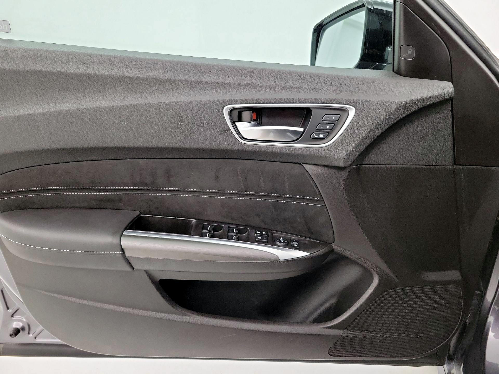 Thumbnail: 2019 Acura TLX - 12