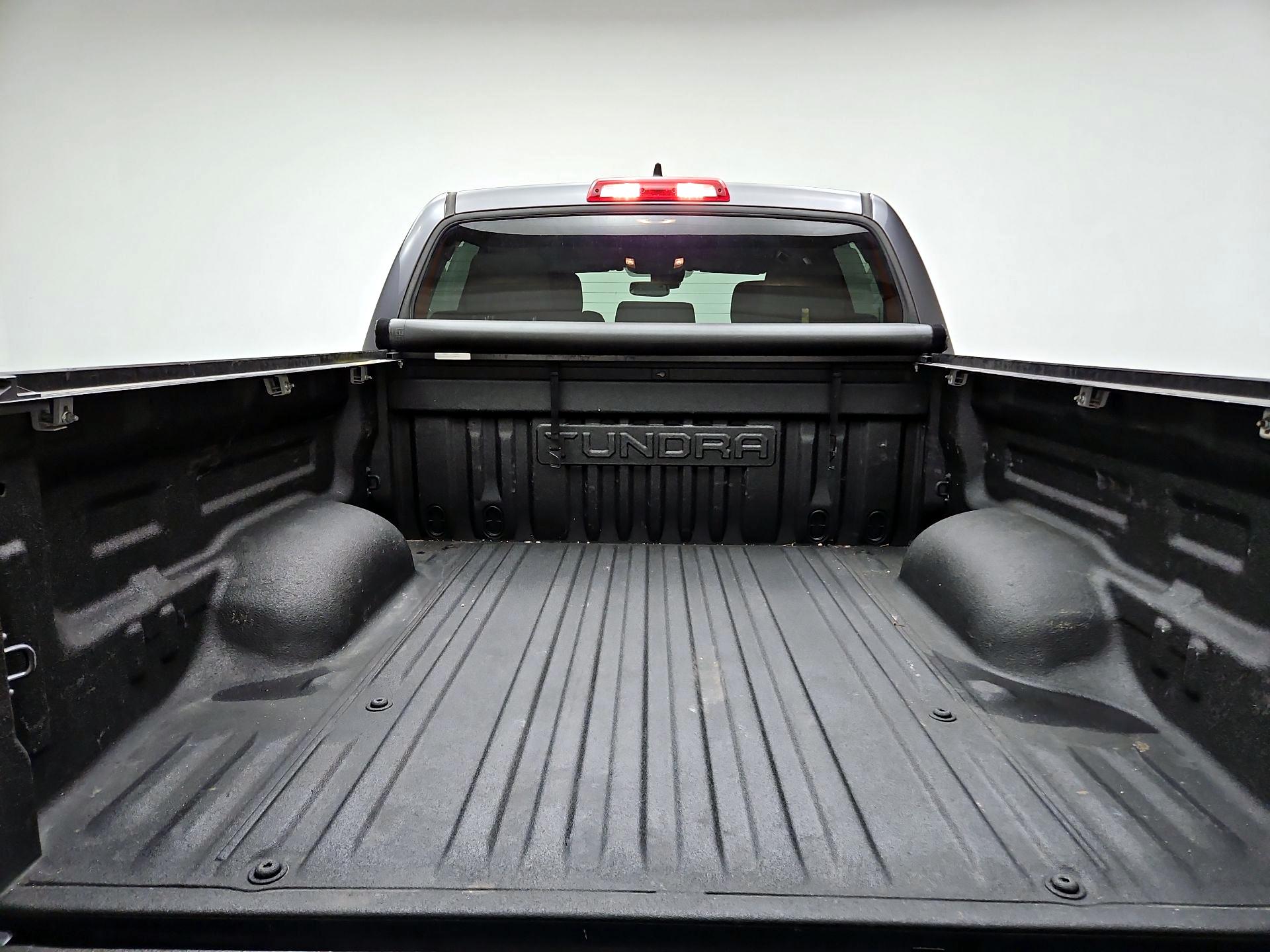 Thumbnail: 2021 Toyota Tundra - 20