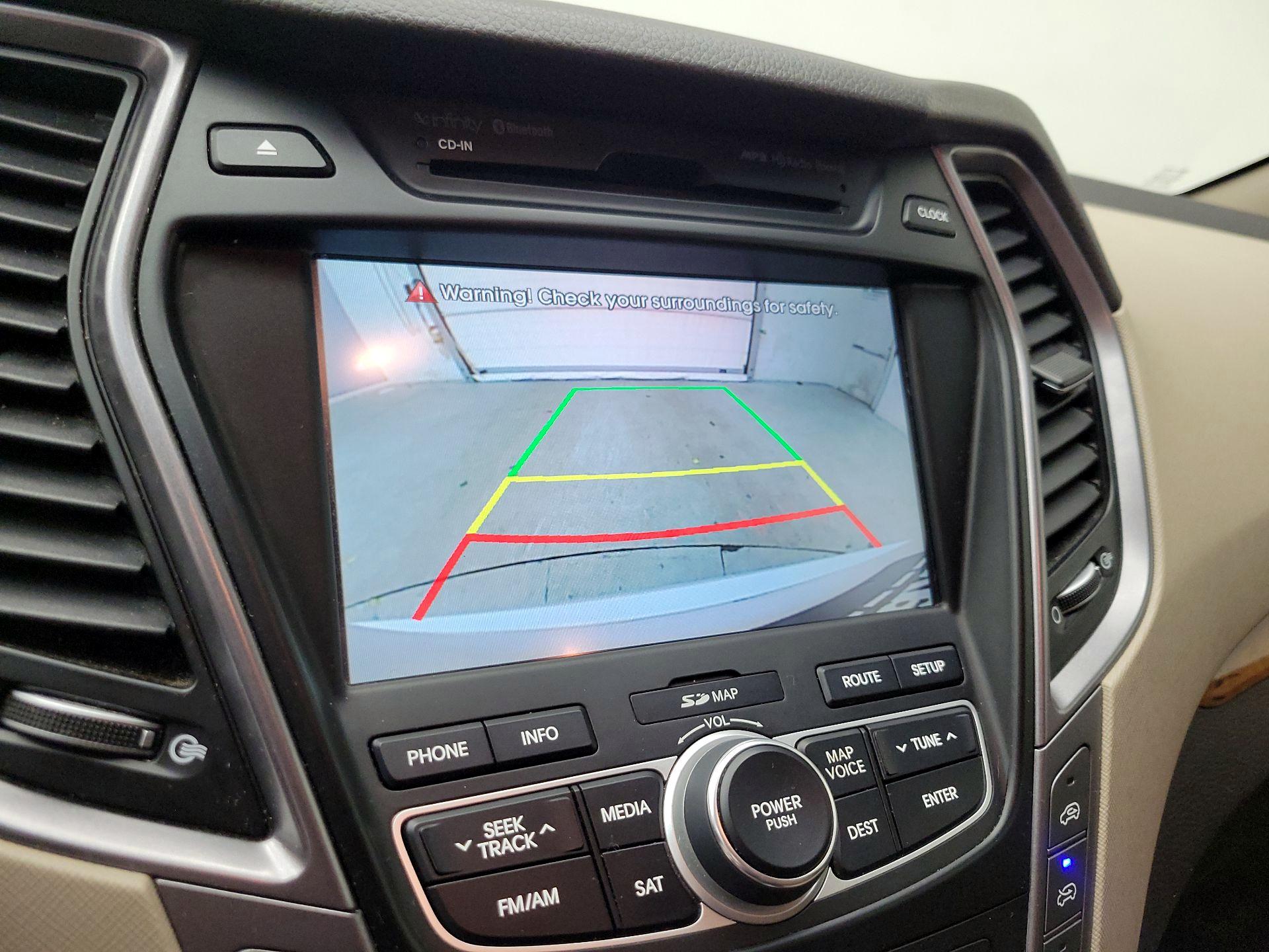 Thumbnail: 2015 Hyundai Santa Fe - 15