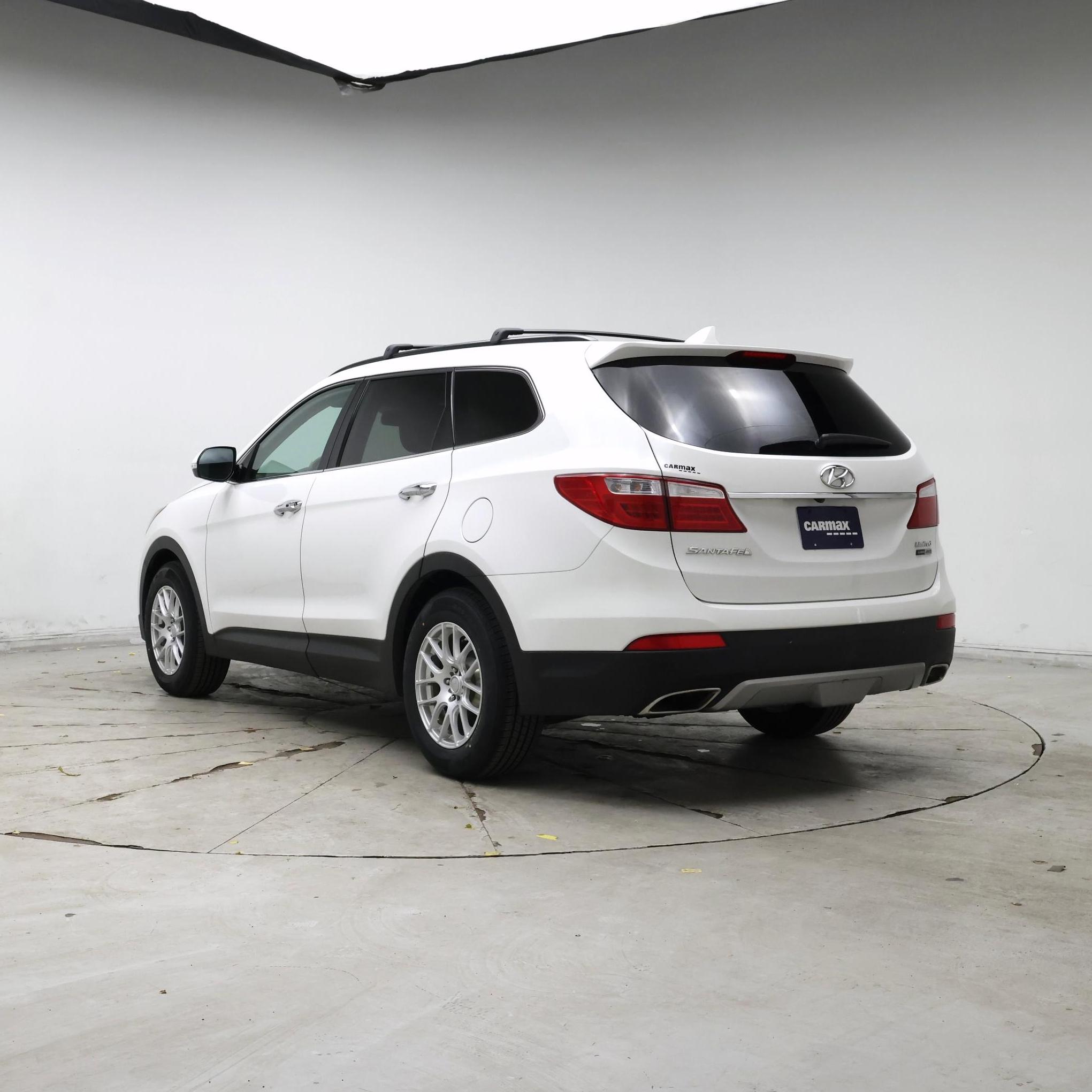 Thumbnail: 2015 Hyundai Santa Fe - 2